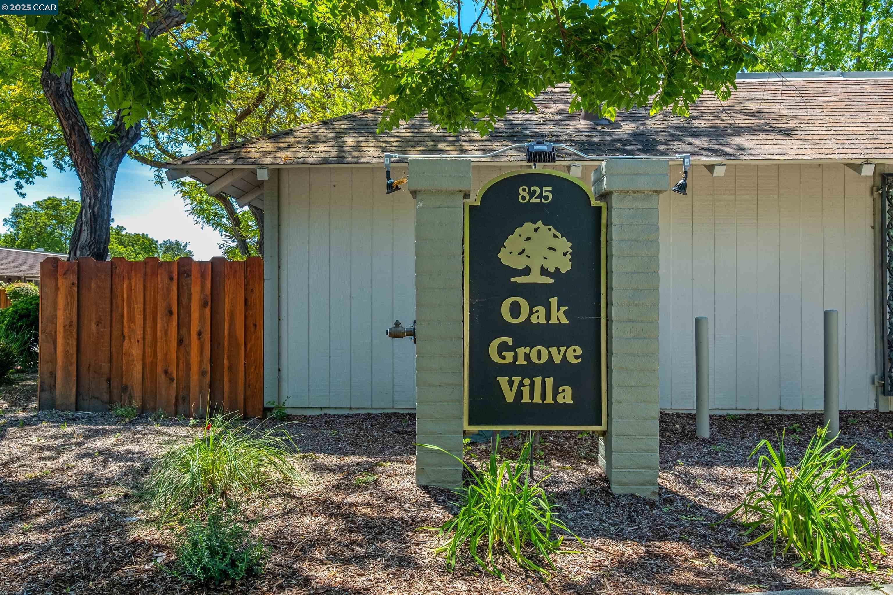 Detail Gallery Image 17 of 32 For 825 Oak Grove Rd #46,  Concord,  CA 94518 - 2 Beds | 1 Baths