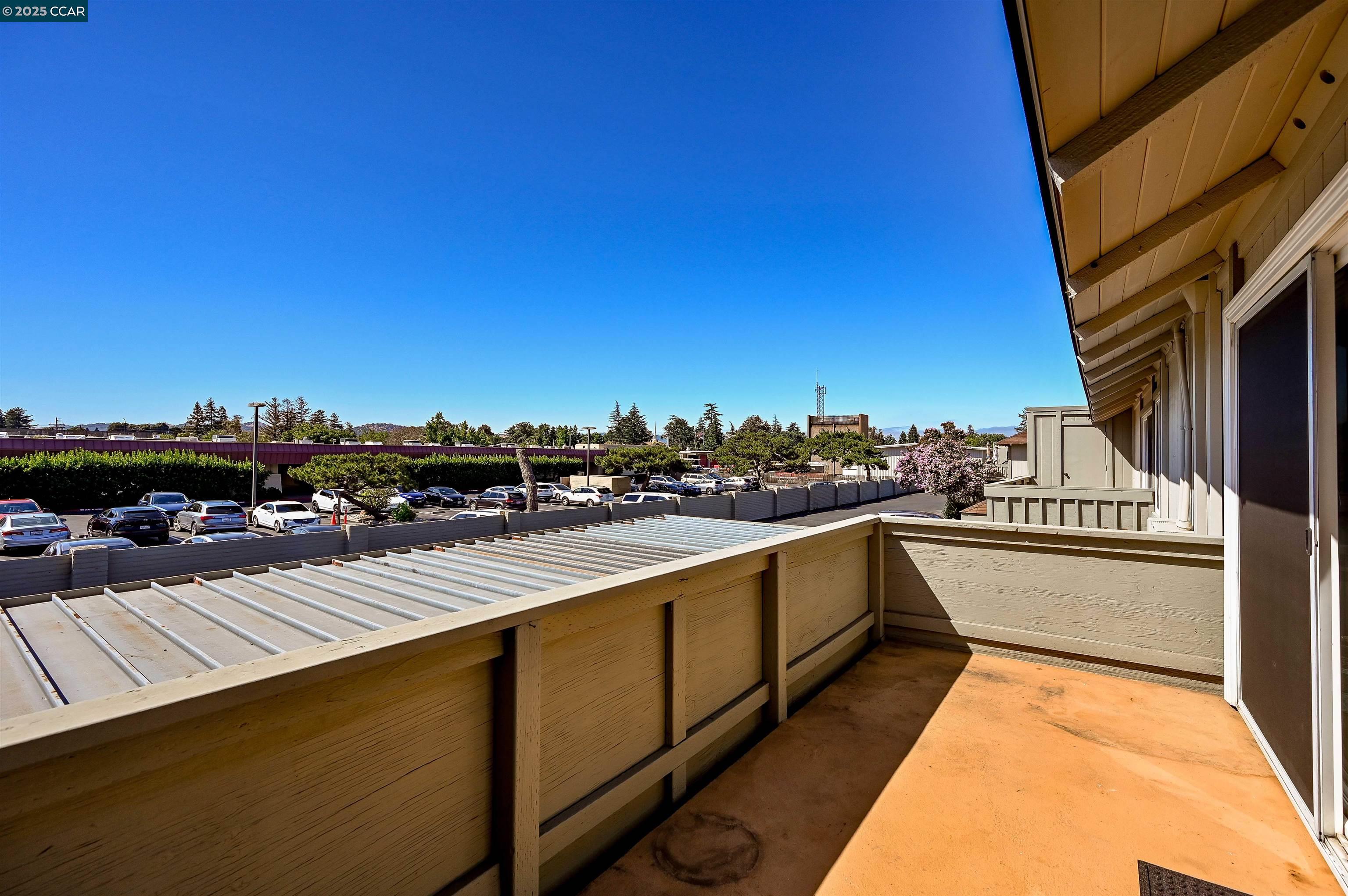 Detail Gallery Image 32 of 32 For 825 Oak Grove Rd #46,  Concord,  CA 94518 - 2 Beds | 1 Baths