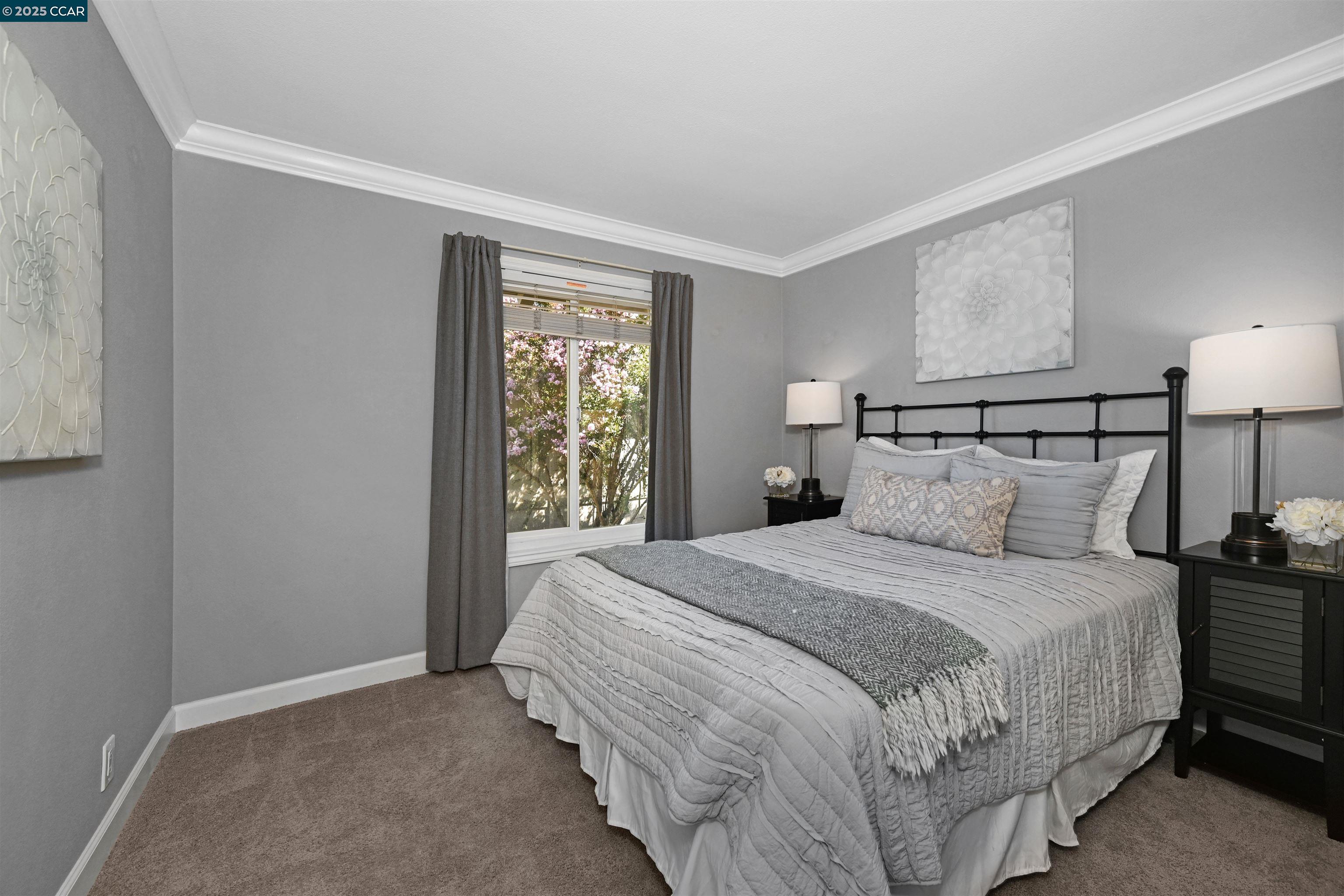 Detail Gallery Image 7 of 32 For 825 Oak Grove Rd #46,  Concord,  CA 94518 - 2 Beds | 1 Baths