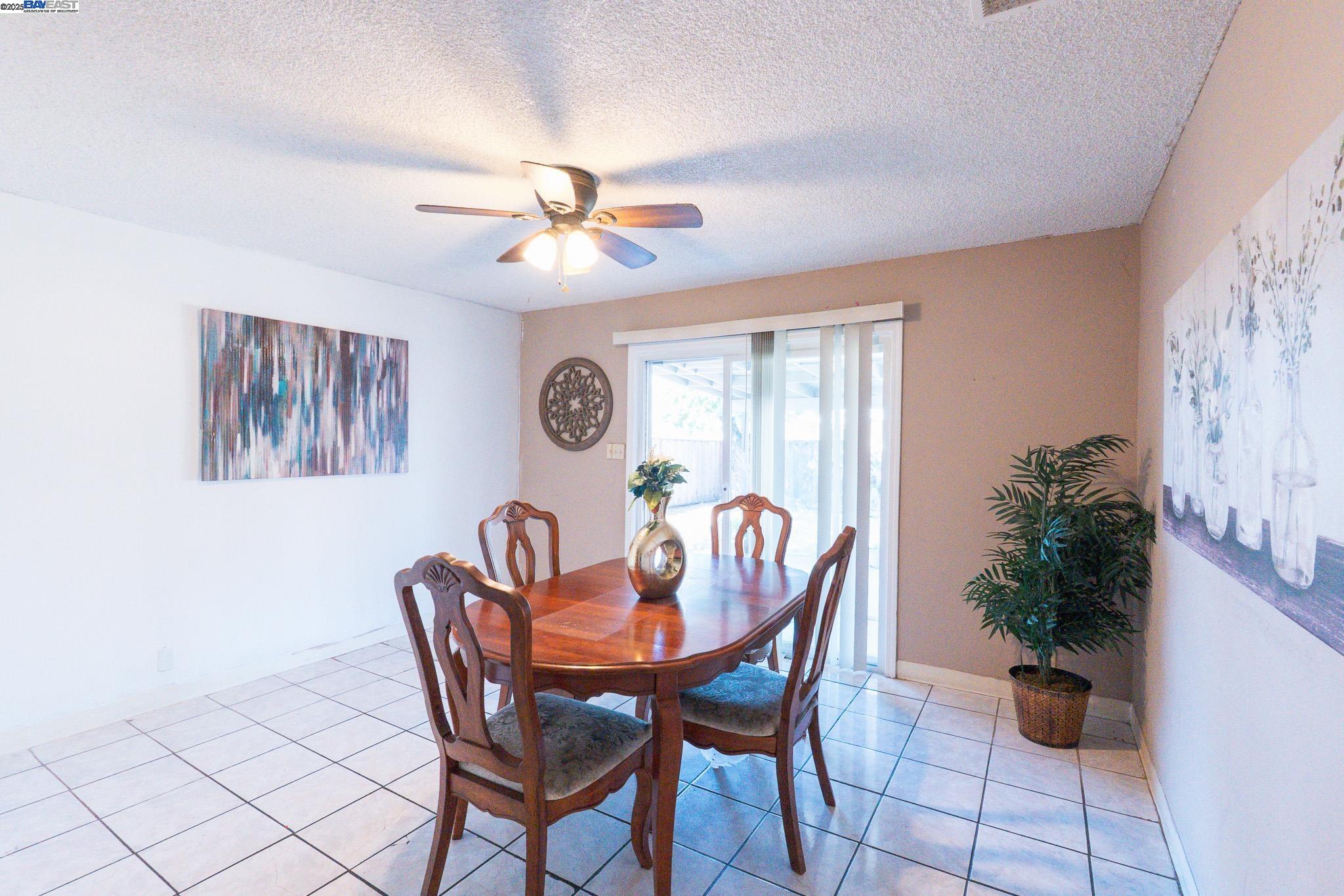 Detail Gallery Image 8 of 19 For 39850 Sundale Drive, Fremont,  CA 94538 - 3 Beds | 2 Baths