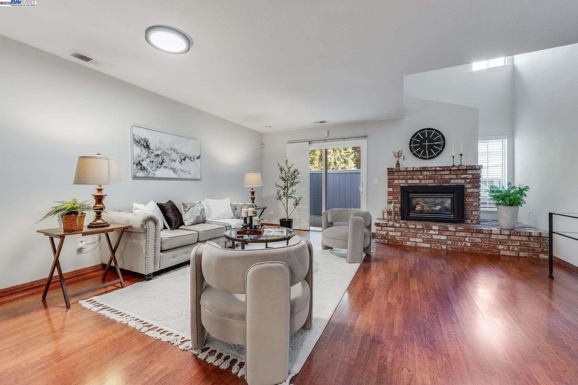 Photo #9: 41105231 Listing: Photo #9