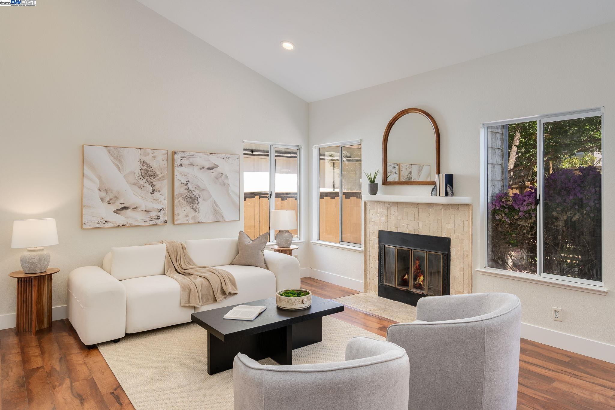 Detail Gallery Image 8 of 60 For 44930 Lynx Dr, Fremont,  CA 94539 - 3 Beds | 2/1 Baths