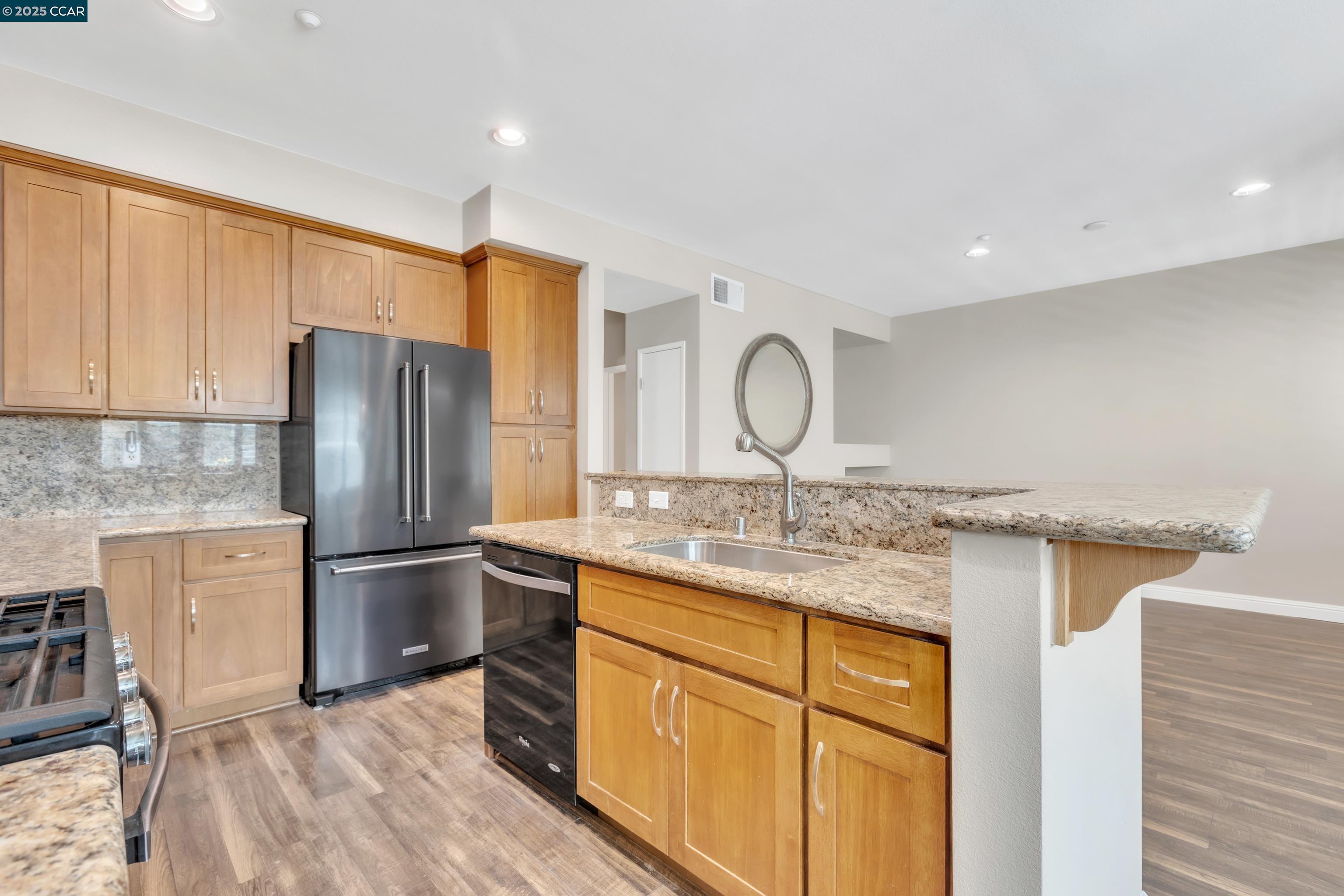 Detail Gallery Image 10 of 34 For 161 Bellington Cmn #3,  Livermore,  CA 94551 - 2 Beds | 2/1 Baths