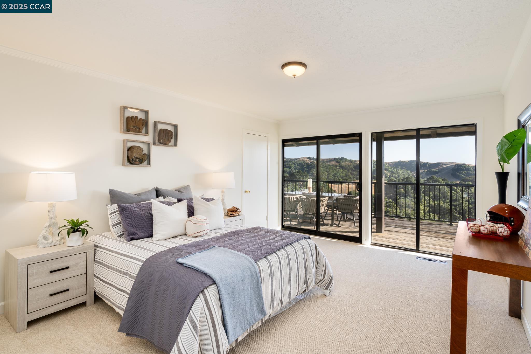 Detail Gallery Image 20 of 37 For 110 Valley Hill Drive, Moraga,  CA 94556 - 4 Beds | 2/1 Baths
