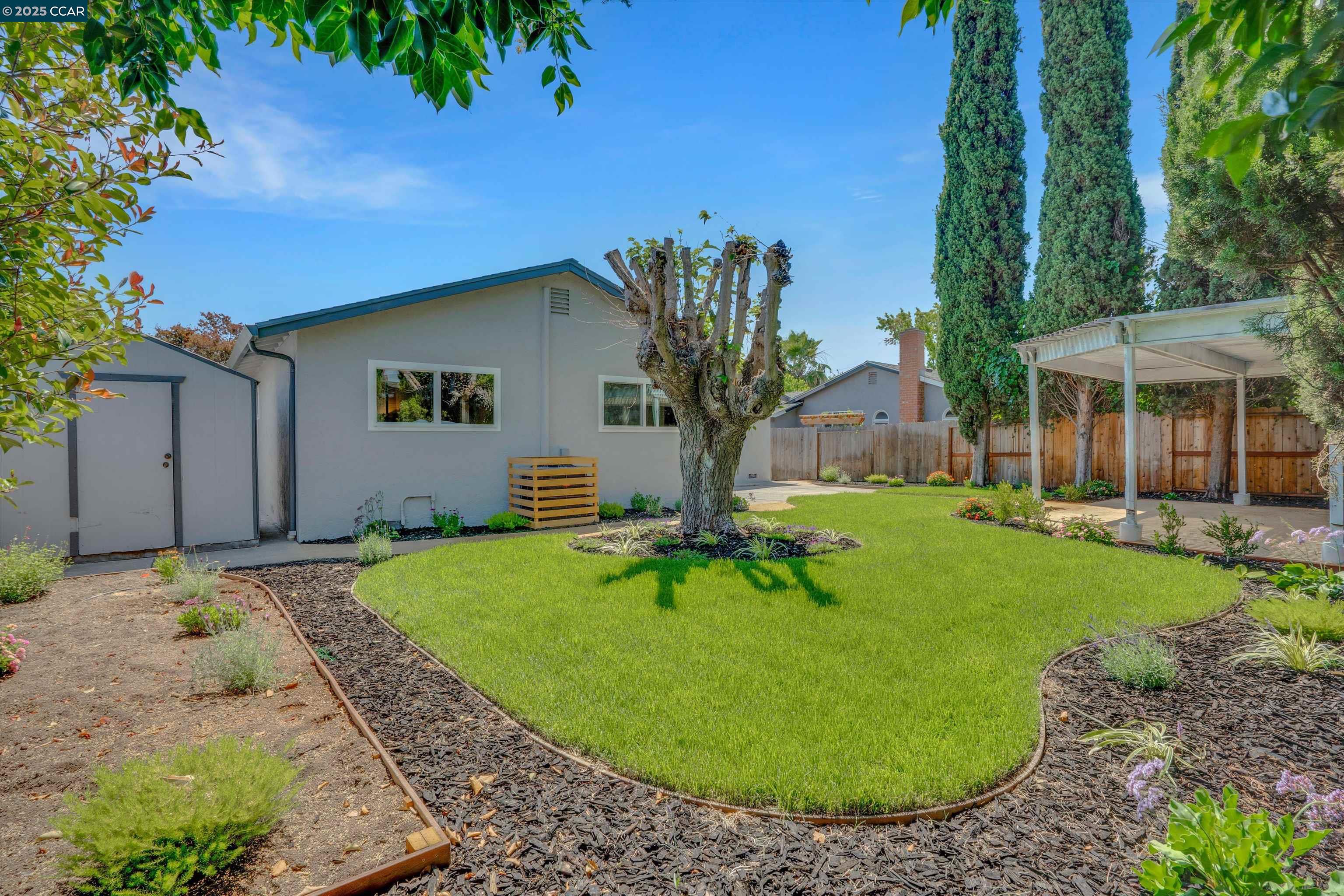 Detail Gallery Image 22 of 26 For 3577 Dumbarton St, Concord,  CA 94519 - 3 Beds | 2 Baths