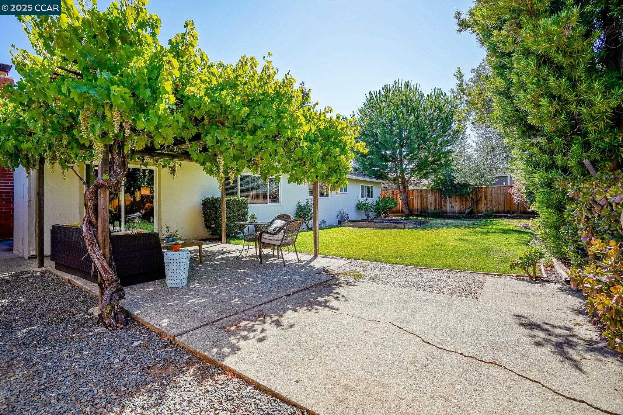 Detail Gallery Image 22 of 24 For 5492 Wilke Dr, Concord,  CA 94521 - 4 Beds | 2 Baths