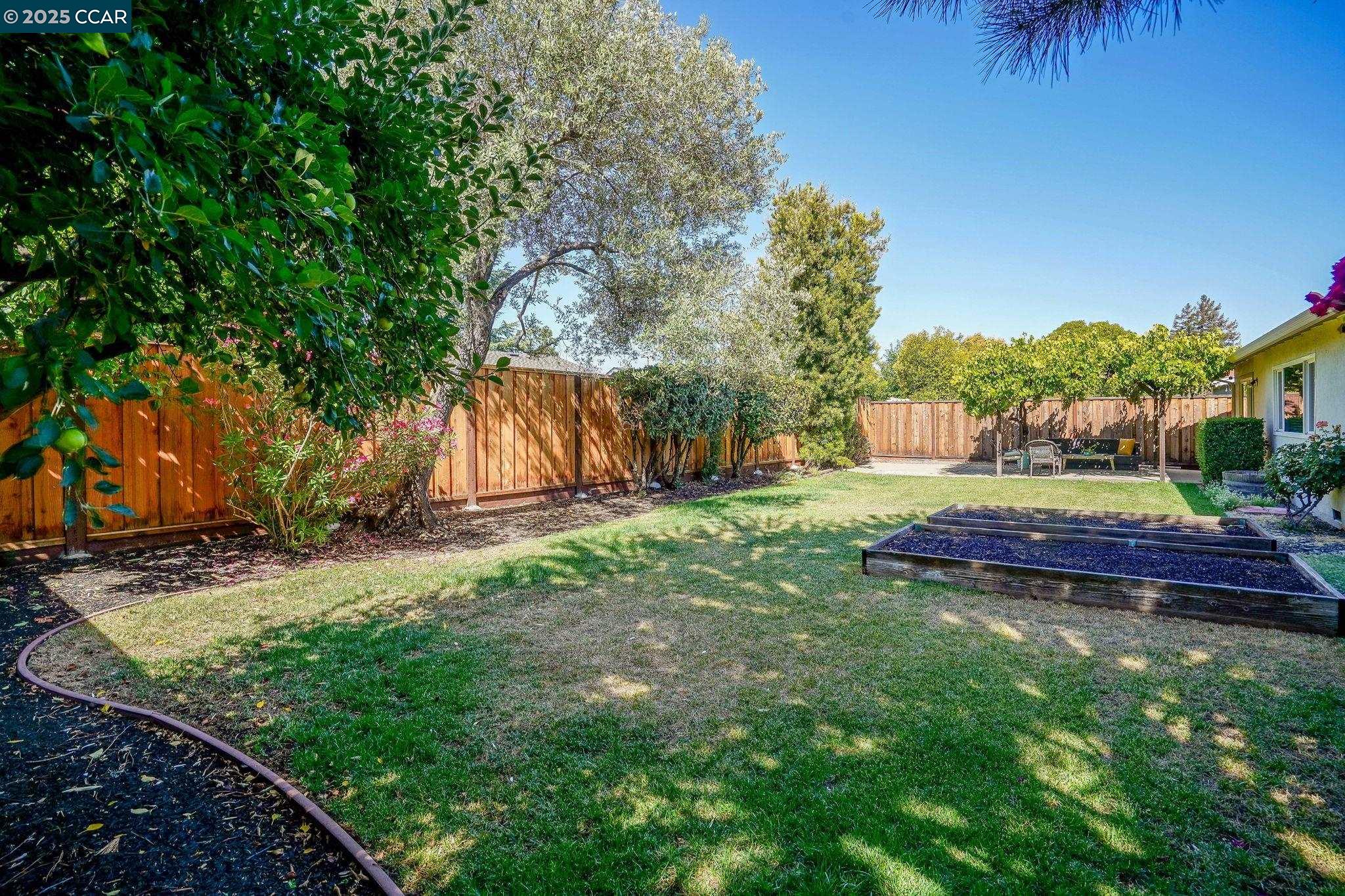 Detail Gallery Image 23 of 24 For 5492 Wilke Dr, Concord,  CA 94521 - 4 Beds | 2 Baths