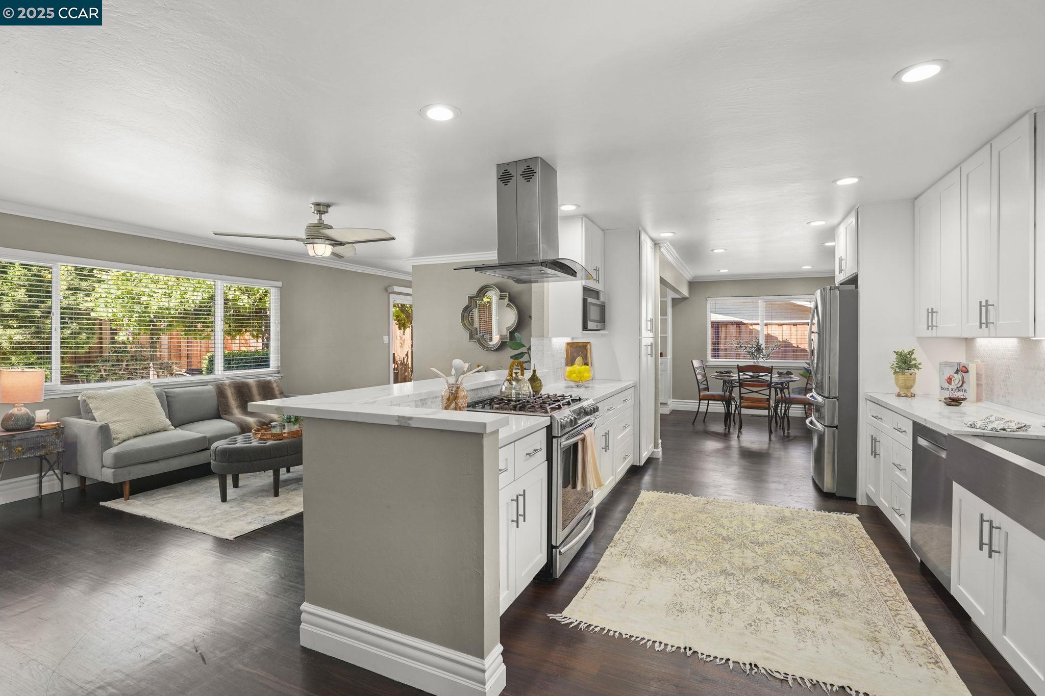 Detail Gallery Image 4 of 24 For 5492 Wilke Dr, Concord,  CA 94521 - 4 Beds | 2 Baths