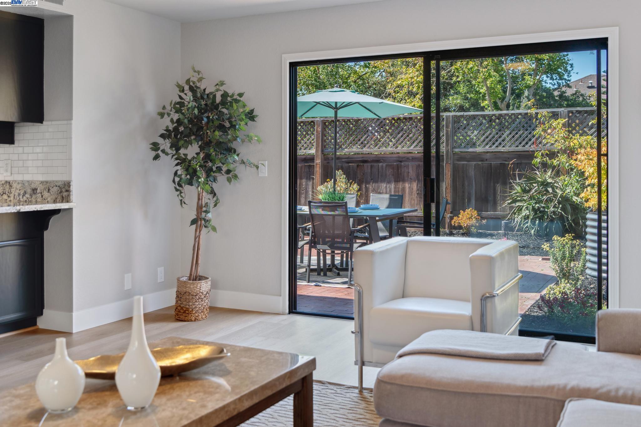 Detail Gallery Image 21 of 55 For 111 Capetown Dr, Alameda,  CA 94502 - 4 Beds | 2/1 Baths