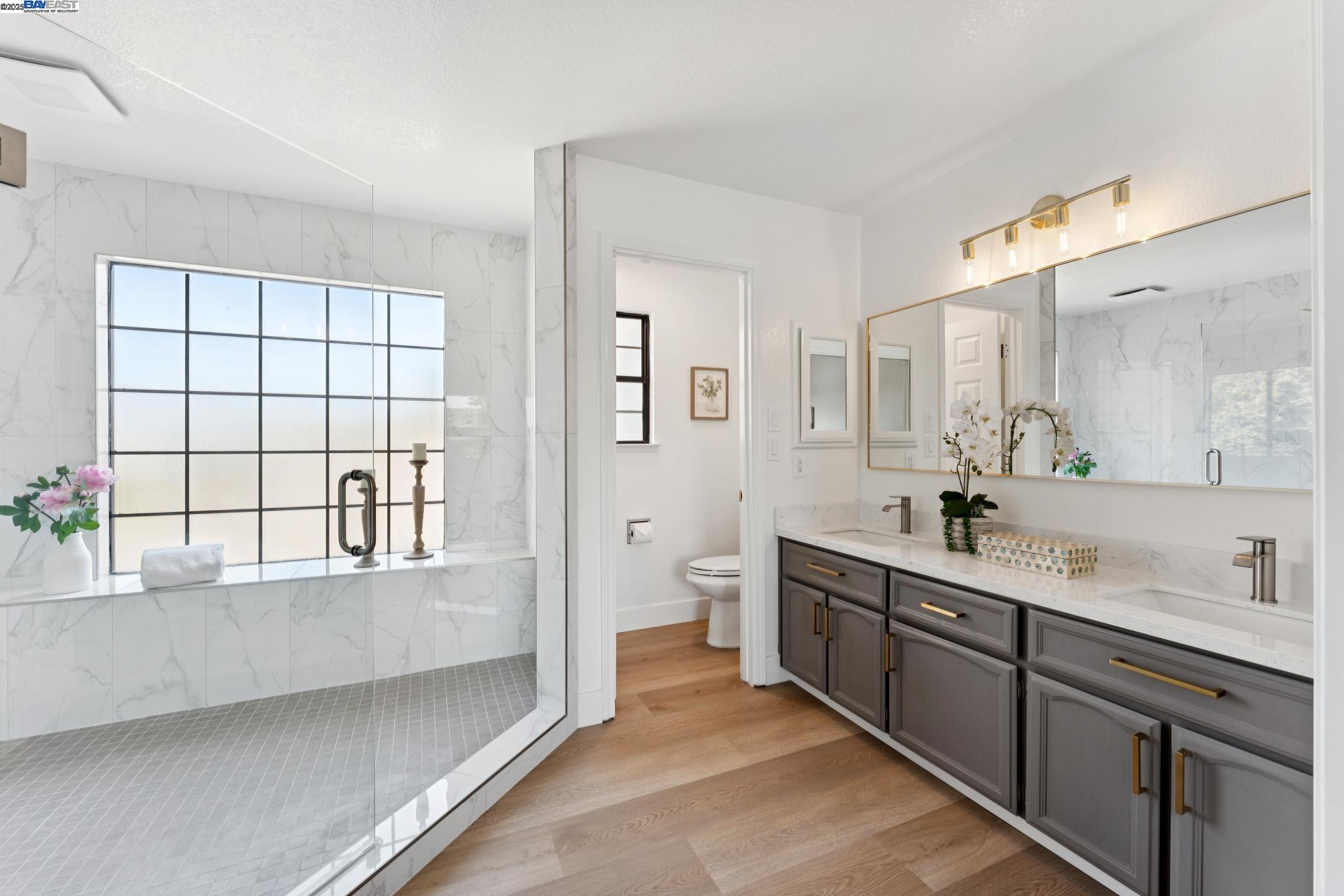 Detail Gallery Image 32 of 55 For 111 Capetown Dr, Alameda,  CA 94502 - 4 Beds | 2/1 Baths
