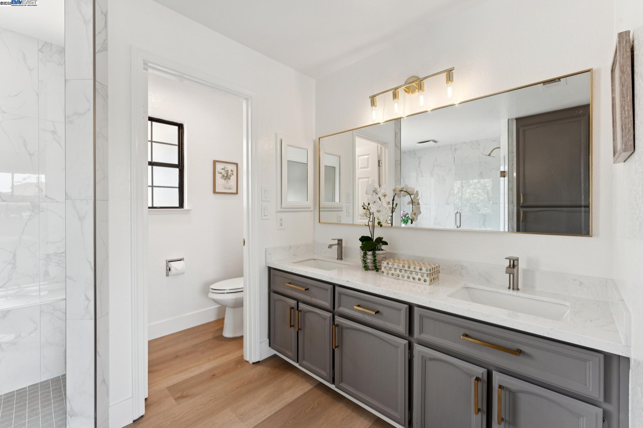 Detail Gallery Image 33 of 55 For 111 Capetown Dr, Alameda,  CA 94502 - 4 Beds | 2/1 Baths