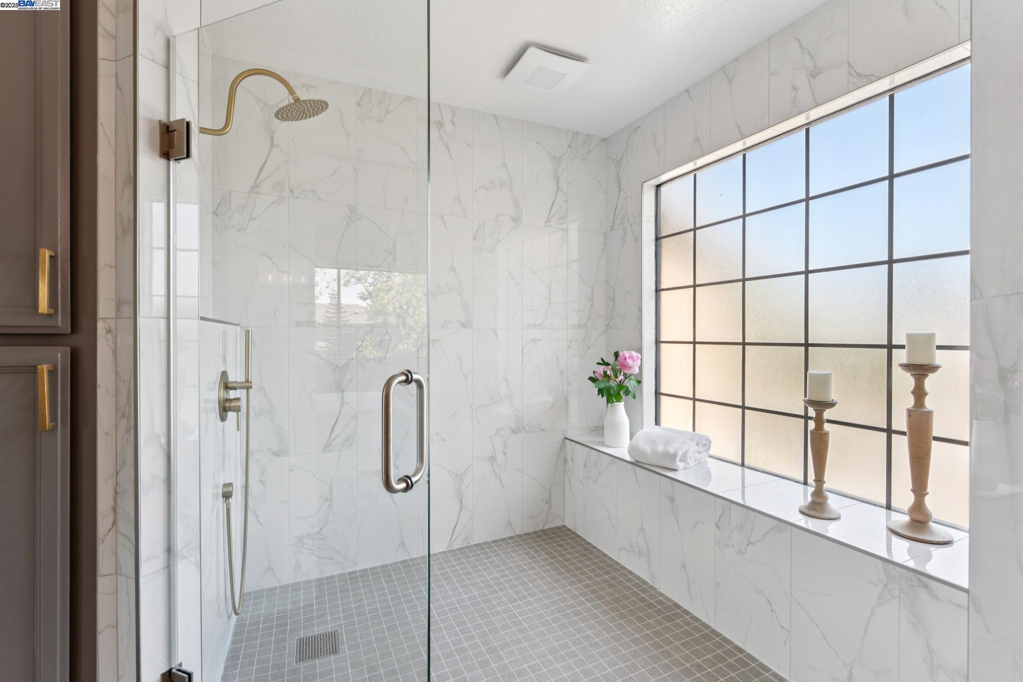 Detail Gallery Image 34 of 55 For 111 Capetown Dr, Alameda,  CA 94502 - 4 Beds | 2/1 Baths