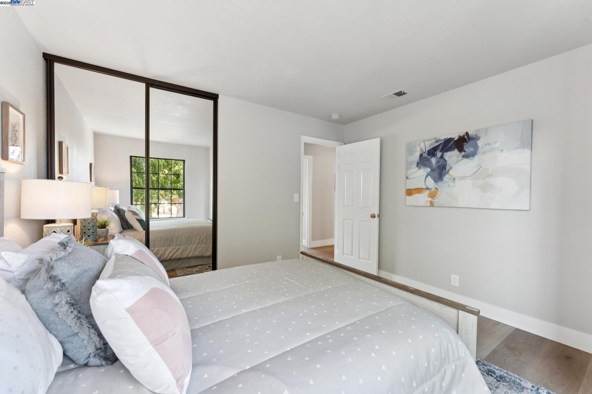 Detail Gallery Image 40 of 55 For 111 Capetown Dr, Alameda,  CA 94502 - 4 Beds | 2/1 Baths