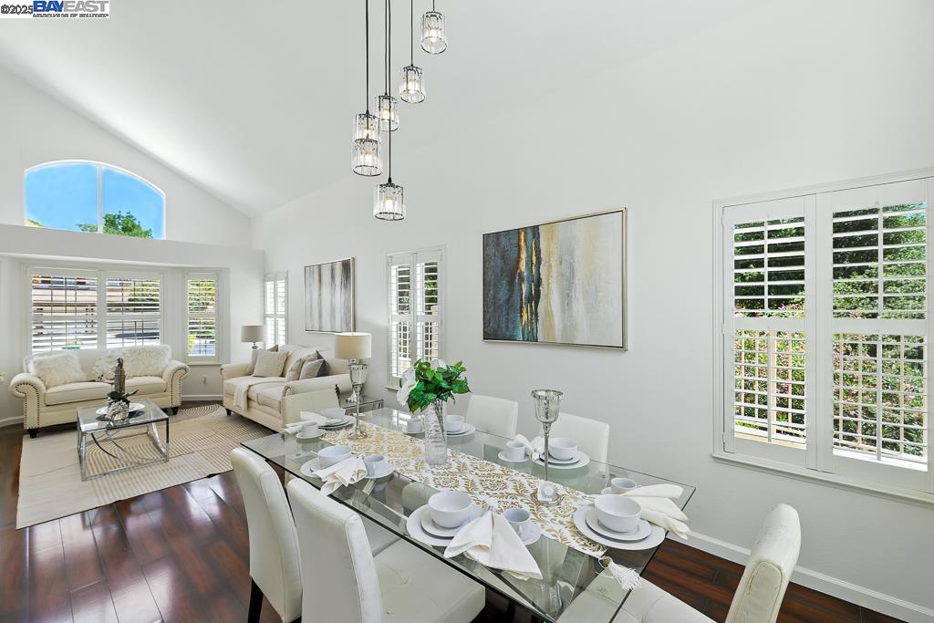 Detail Gallery Image 13 of 60 For 302 Carson St, Hercules,  CA 94547 - 4 Beds | 3 Baths