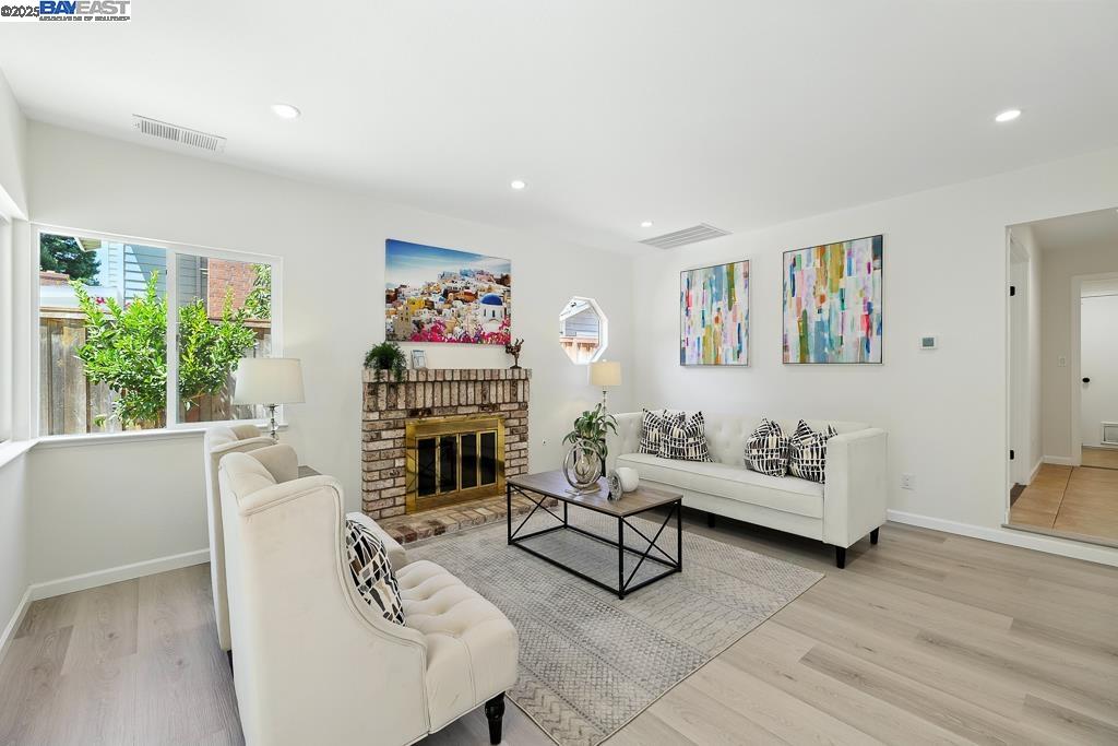 Detail Gallery Image 27 of 60 For 302 Carson St, Hercules,  CA 94547 - 4 Beds | 3 Baths