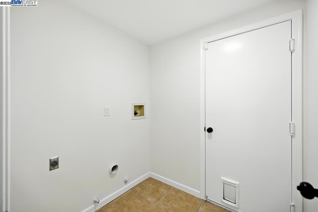 Detail Gallery Image 36 of 60 For 302 Carson St, Hercules,  CA 94547 - 4 Beds | 3 Baths