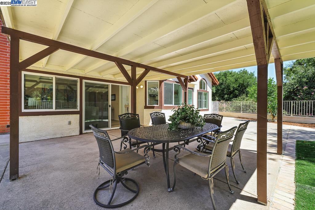 Detail Gallery Image 55 of 60 For 302 Carson St, Hercules,  CA 94547 - 4 Beds | 3 Baths