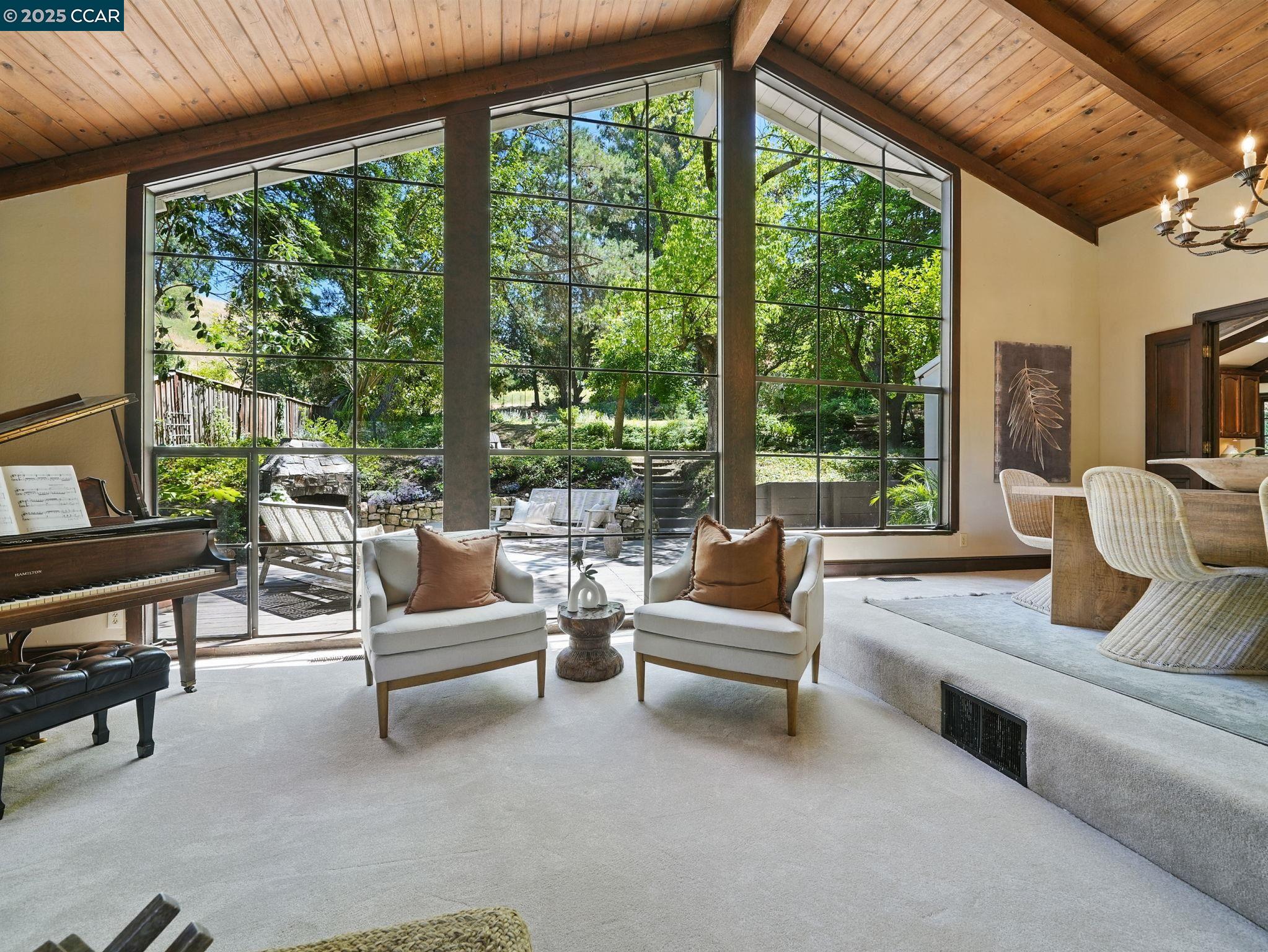 Detail Gallery Image 2 of 44 For 66 Ambleside Court, Danville,  CA 94526 - 4 Beds | 3 Baths