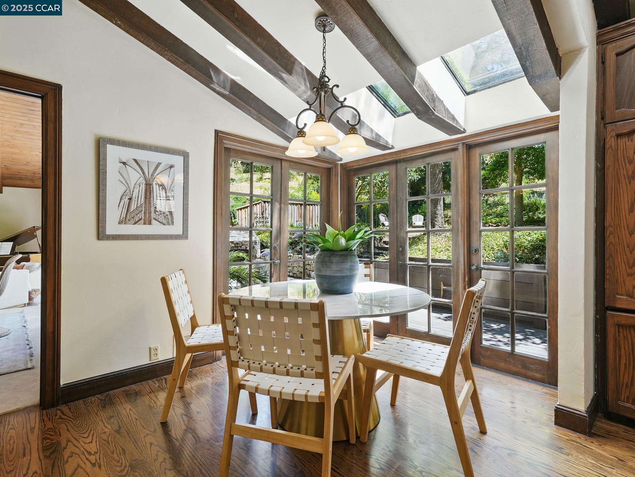Detail Gallery Image 11 of 44 For 66 Ambleside Court, Danville,  CA 94526 - 4 Beds | 3 Baths