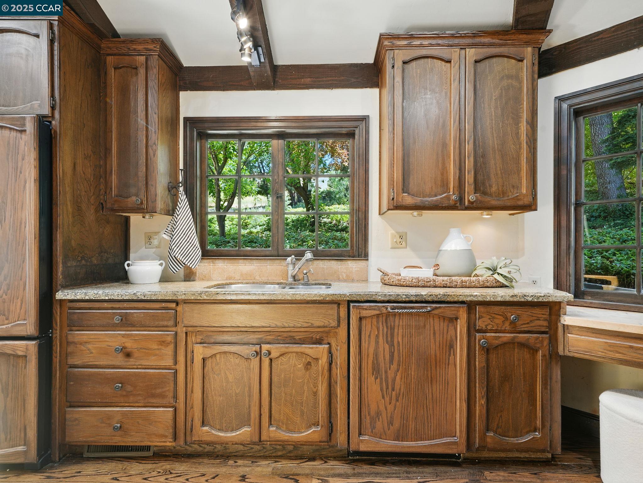 Detail Gallery Image 14 of 44 For 66 Ambleside Court, Danville,  CA 94526 - 4 Beds | 3 Baths