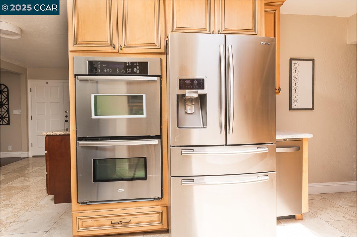 Detail Gallery Image 11 of 33 For 1736 Silverwood Dr, Martinez,  CA 94553 - 3 Beds | 2 Baths