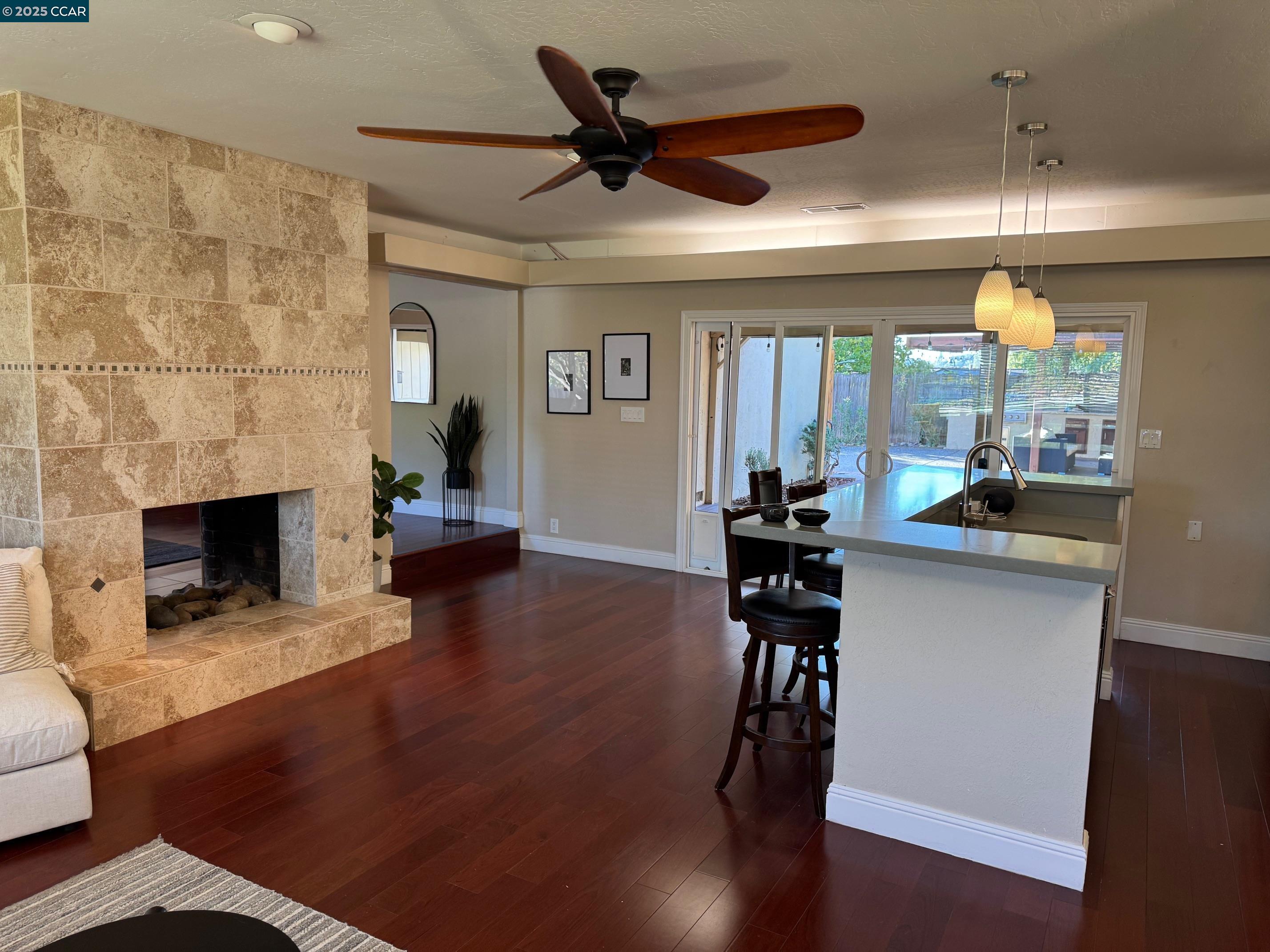 Detail Gallery Image 12 of 42 For 1736 Silverwood Dr, Martinez,  CA 94553 - 3 Beds | 2 Baths