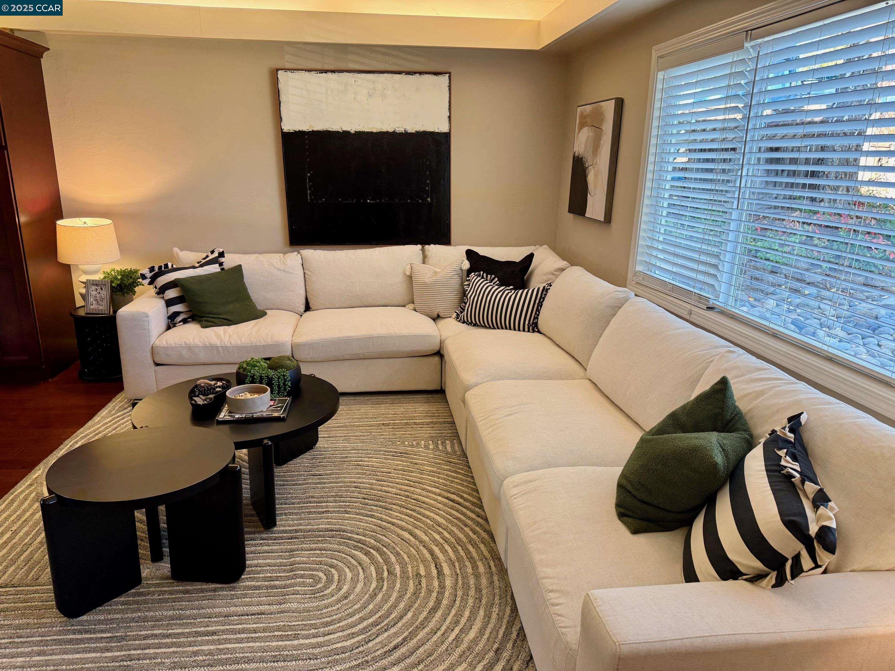 Detail Gallery Image 13 of 42 For 1736 Silverwood Dr, Martinez,  CA 94553 - 3 Beds | 2 Baths