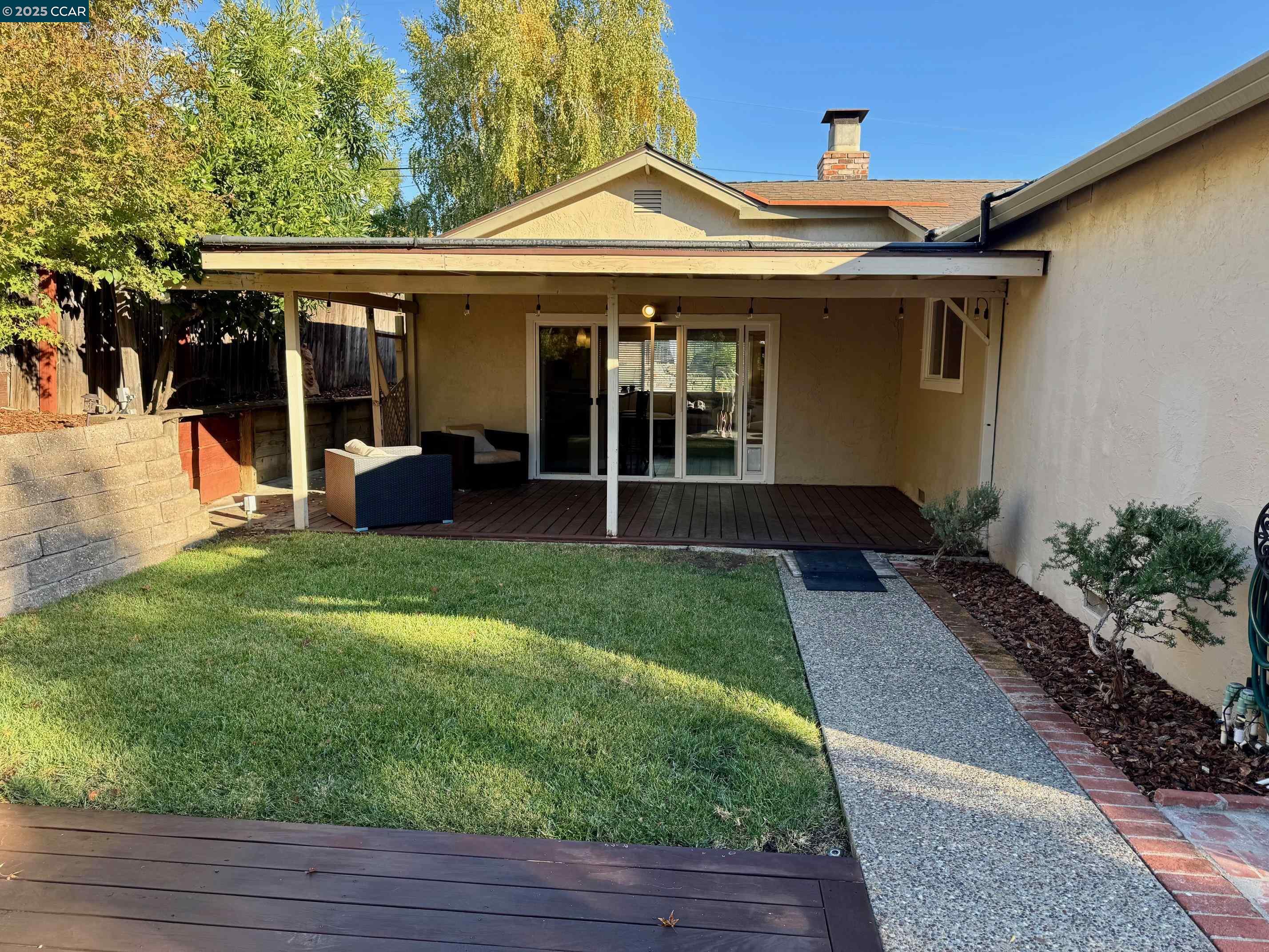 Detail Gallery Image 33 of 42 For 1736 Silverwood Dr, Martinez,  CA 94553 - 3 Beds | 2 Baths