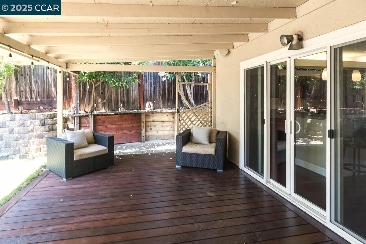 Detail Gallery Image 34 of 42 For 1736 Silverwood Dr, Martinez,  CA 94553 - 3 Beds | 2 Baths