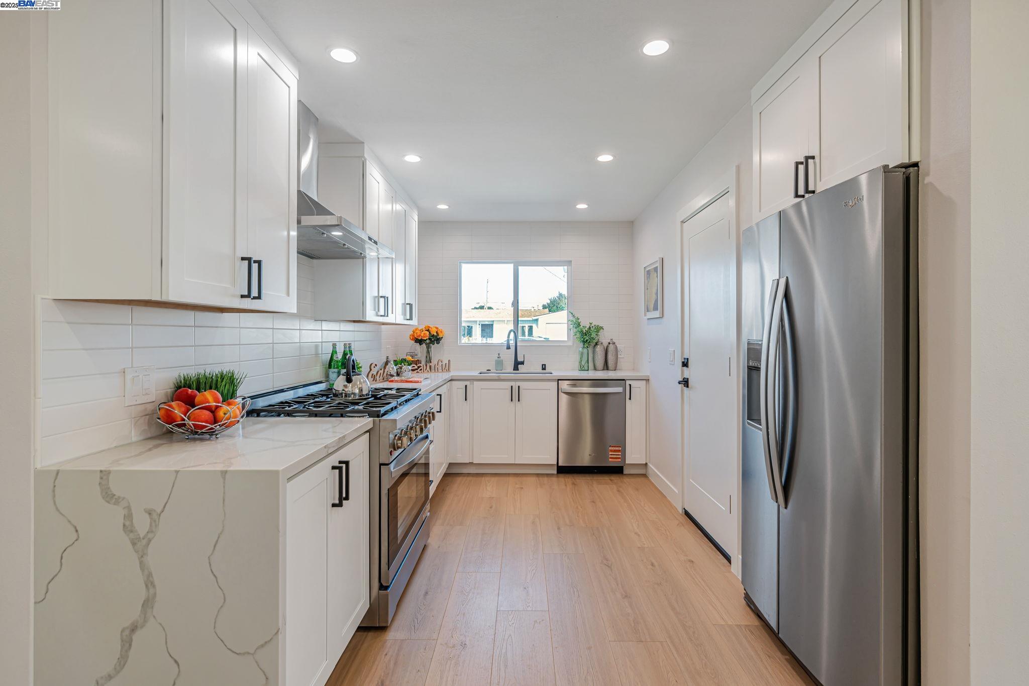 Detail Gallery Image 11 of 35 For 1923 Fairbanks St, San Leandro,  CA 94577 - 4 Beds | 2 Baths