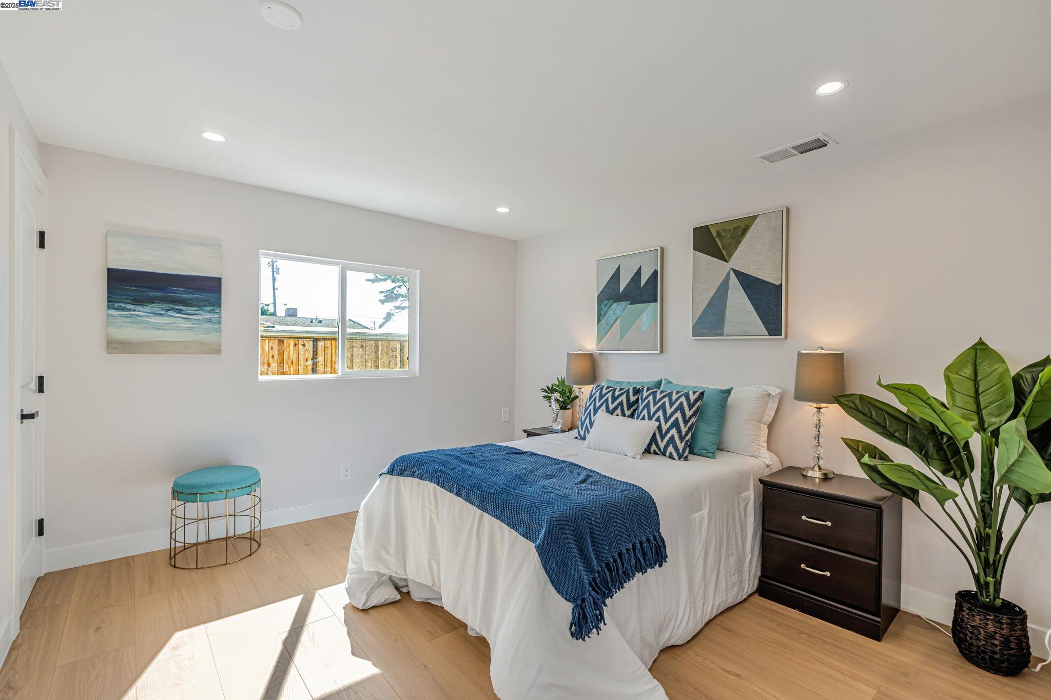 Detail Gallery Image 17 of 35 For 1923 Fairbanks St, San Leandro,  CA 94577 - 4 Beds | 2 Baths
