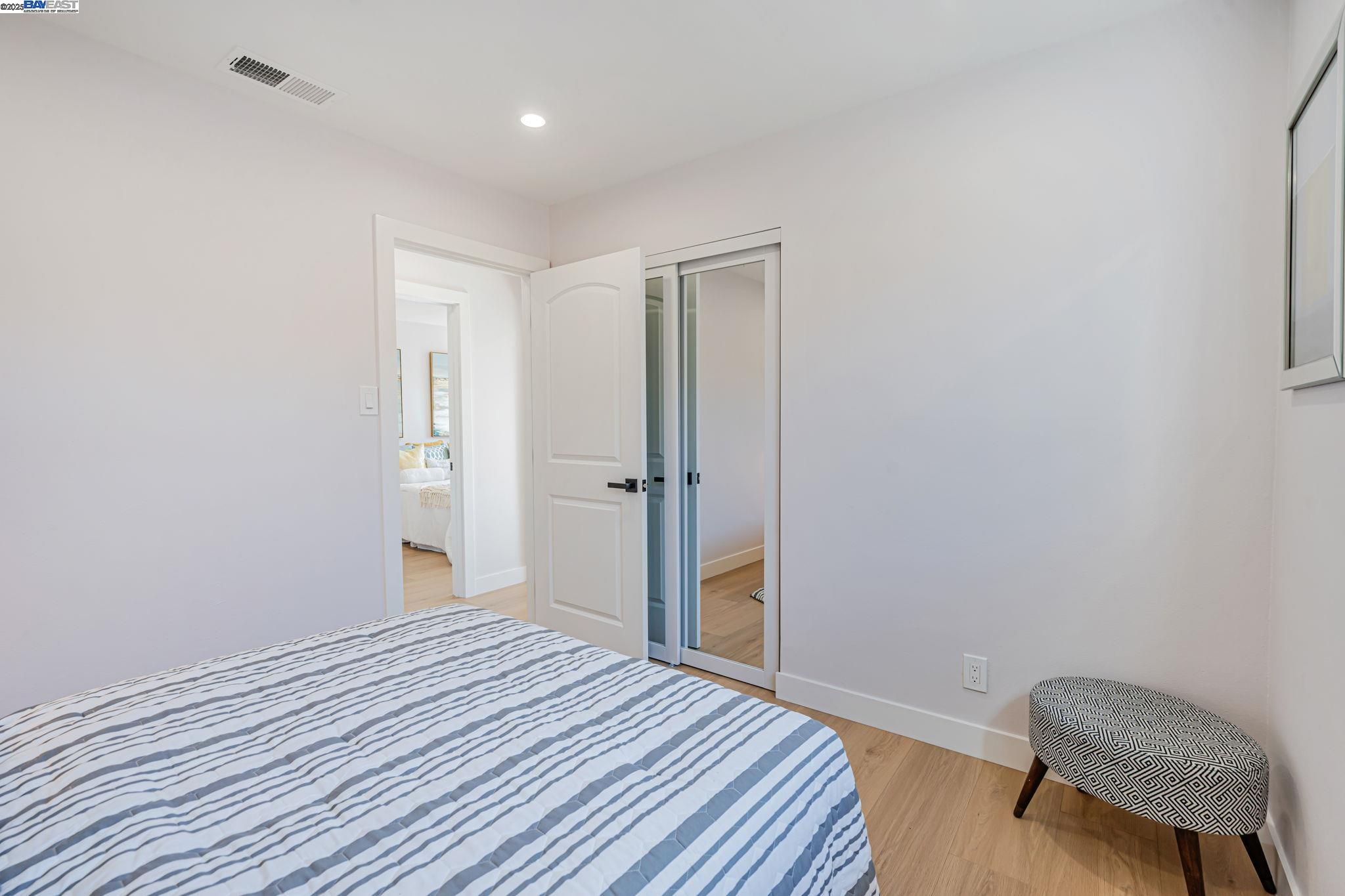 Detail Gallery Image 20 of 35 For 1923 Fairbanks St, San Leandro,  CA 94577 - 4 Beds | 2 Baths