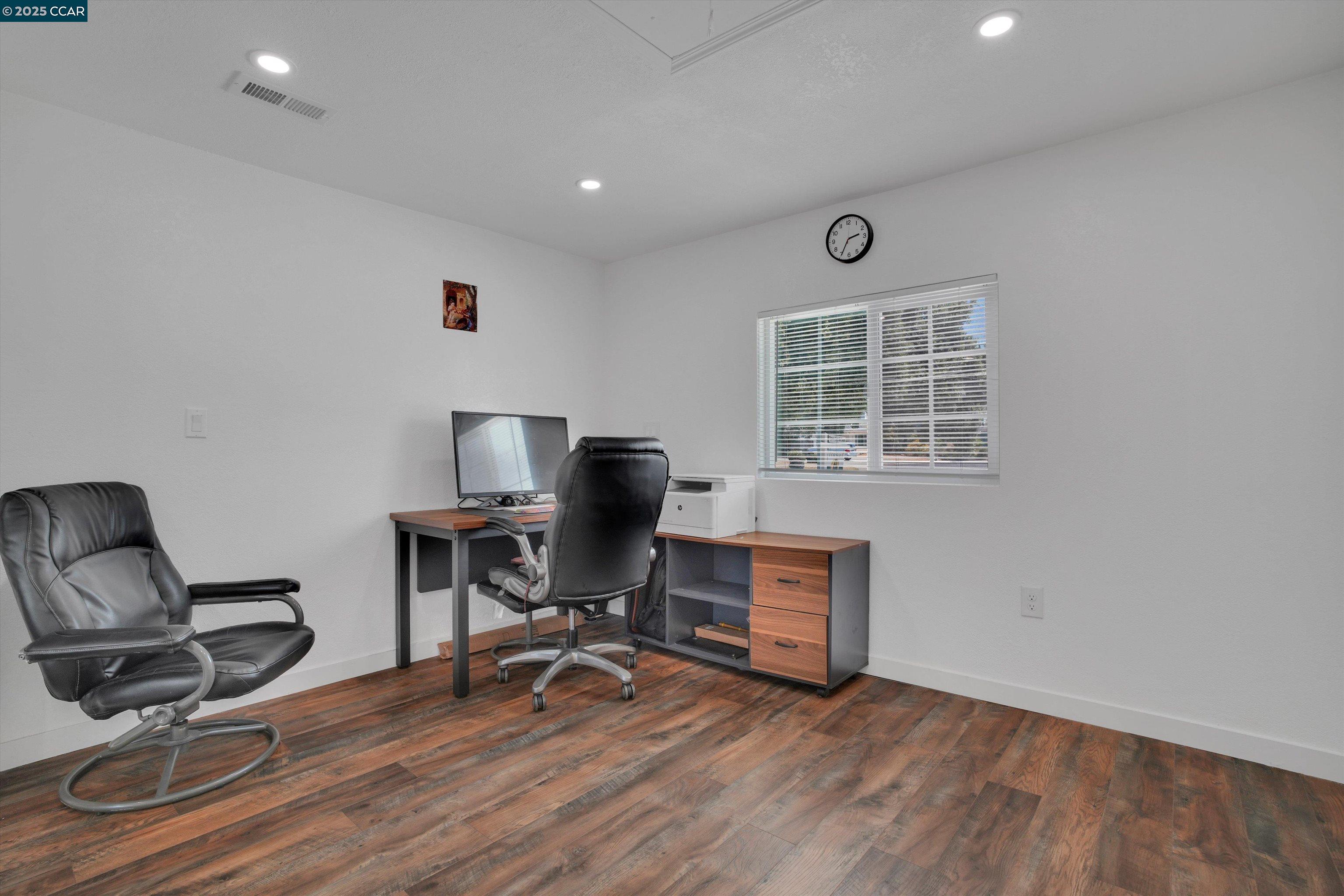 Detail Gallery Image 26 of 37 For 5438 Scenic Ave, Livermore,  CA 94551 - 4 Beds | 2 Baths