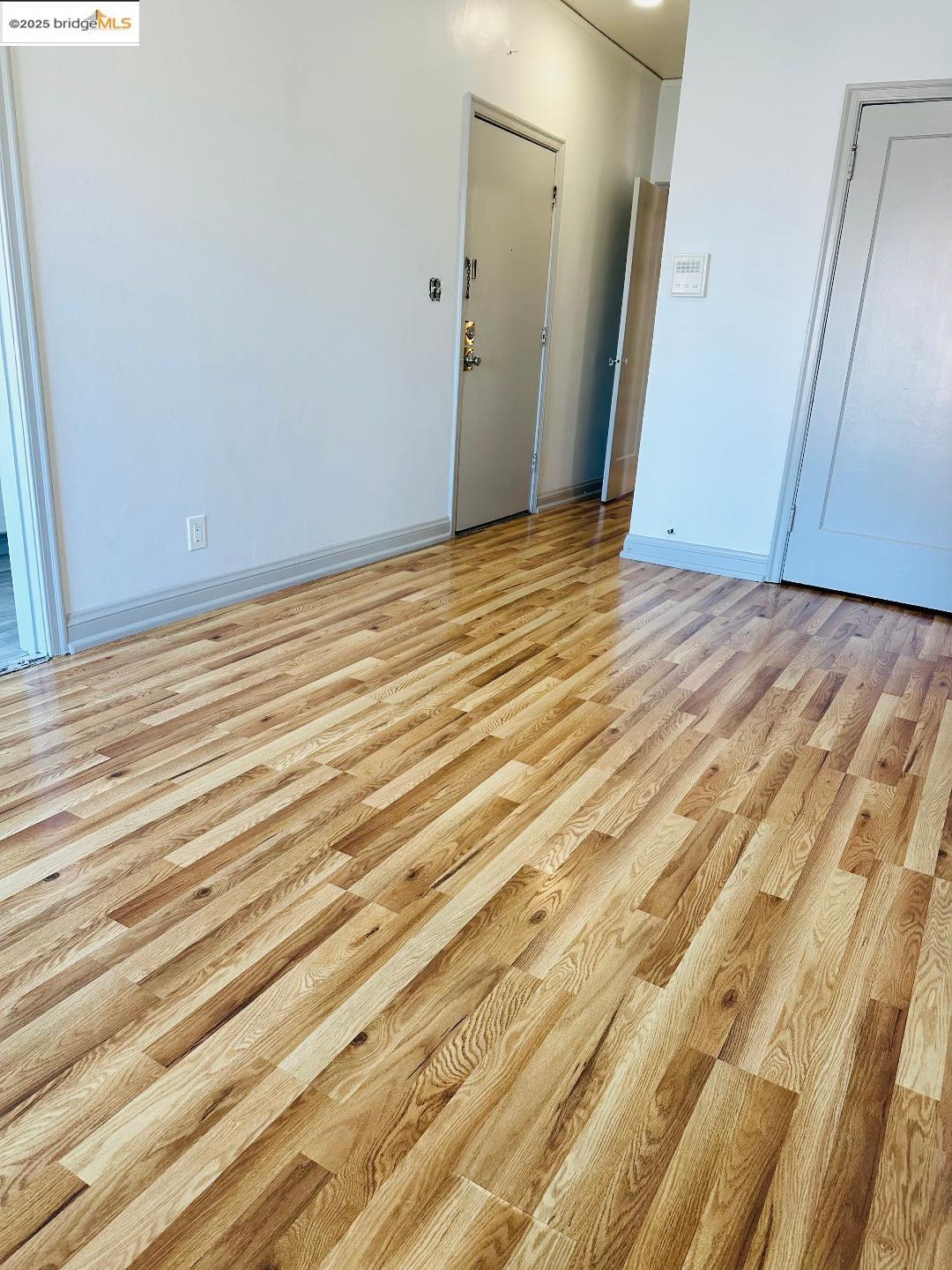 Detail Gallery Image 10 of 13 For 2240 Macarthur Blvd, Oakland,  CA 94602 - – Beds | – Baths