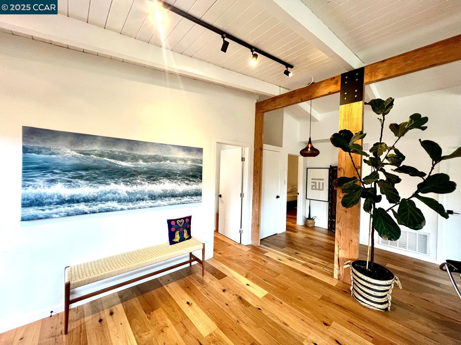 5915 ALHAMBRA AVE, Oakland, California 94611, 4 Bedrooms Bedrooms, 7 Rooms Rooms,3 BathroomsBathrooms,Residential,For Sale,5915 ALHAMBRA AVE,41105254