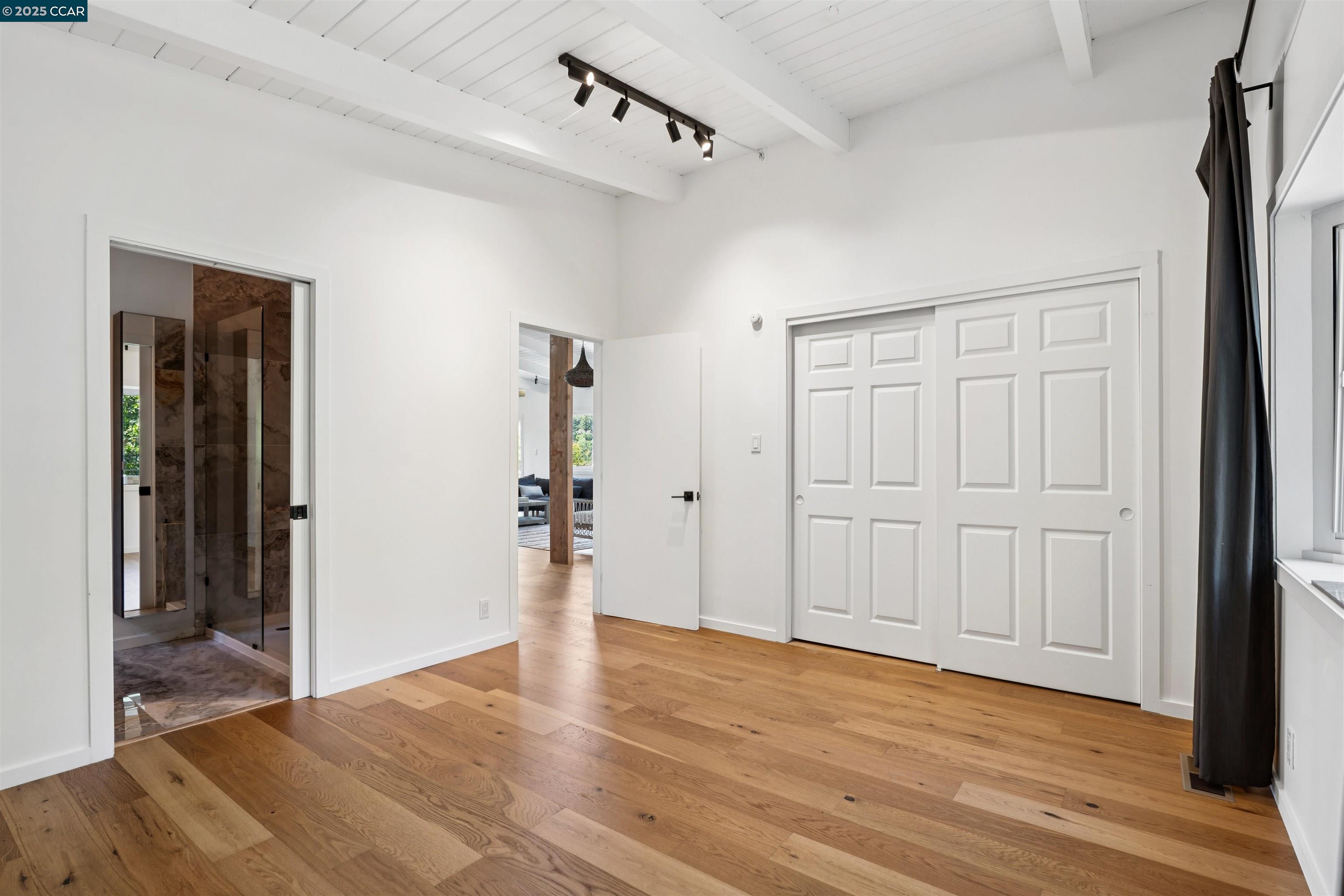 5915 ALHAMBRA AVE, Oakland, California 94611, 4 Bedrooms Bedrooms, 7 Rooms Rooms,3 BathroomsBathrooms,Residential,For Sale,5915 ALHAMBRA AVE,41105254