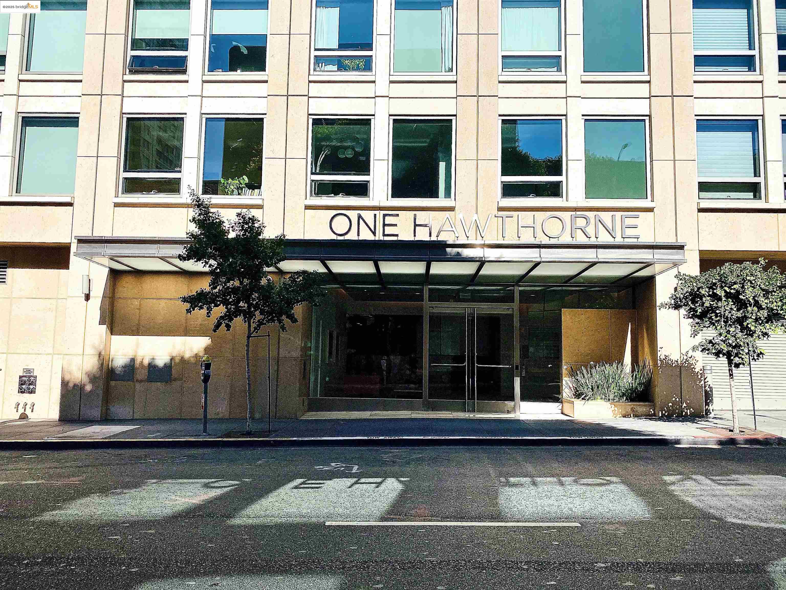 Detail Gallery Image 1 of 23 For 1 Hawthorne 14c,  San Francisco,  CA 94105 - 2 Beds | 2 Baths
