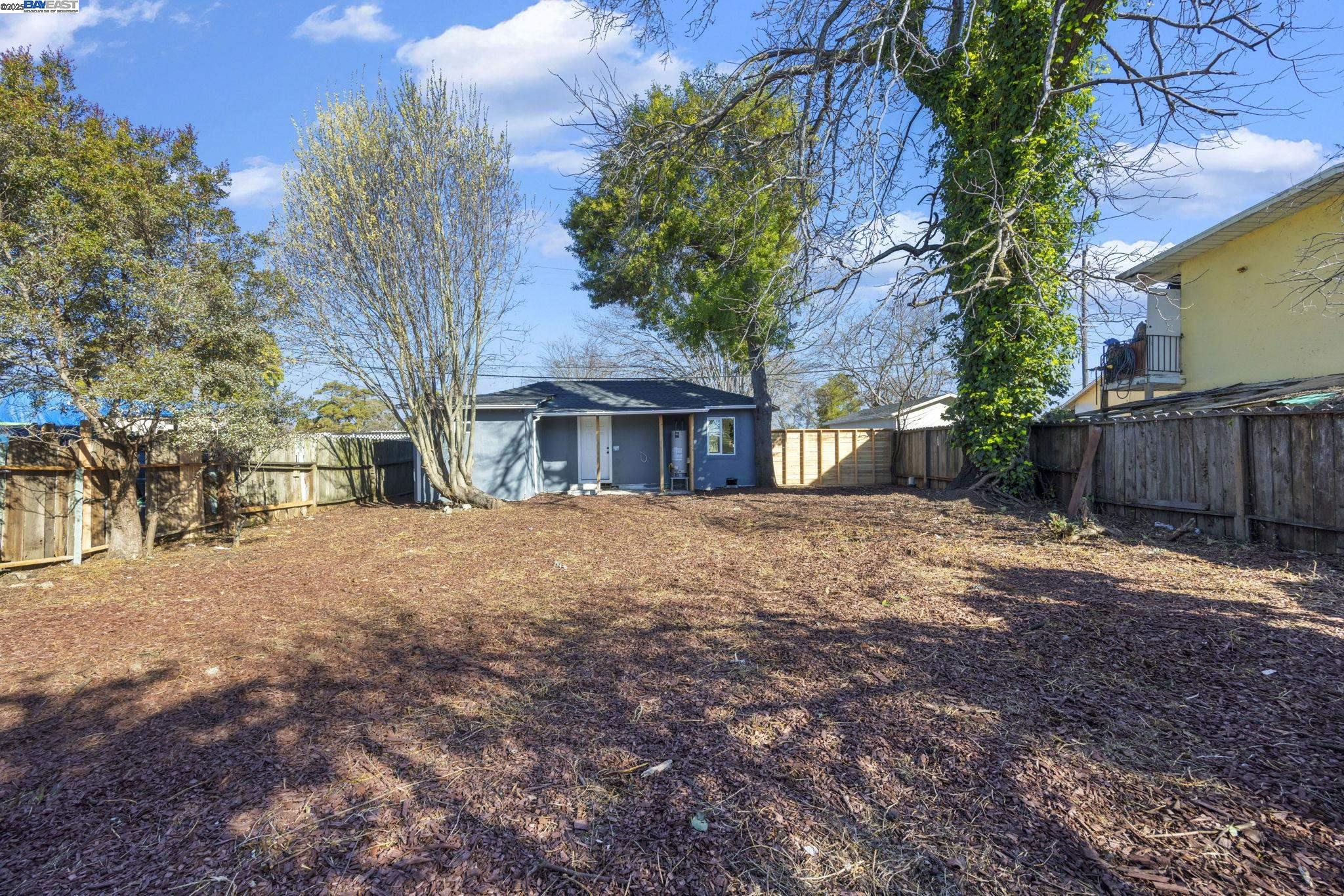 Detail Gallery Image 29 of 29 For 20 W Ruby St, Richmond,  CA 94801 - 2 Beds | 2 Baths