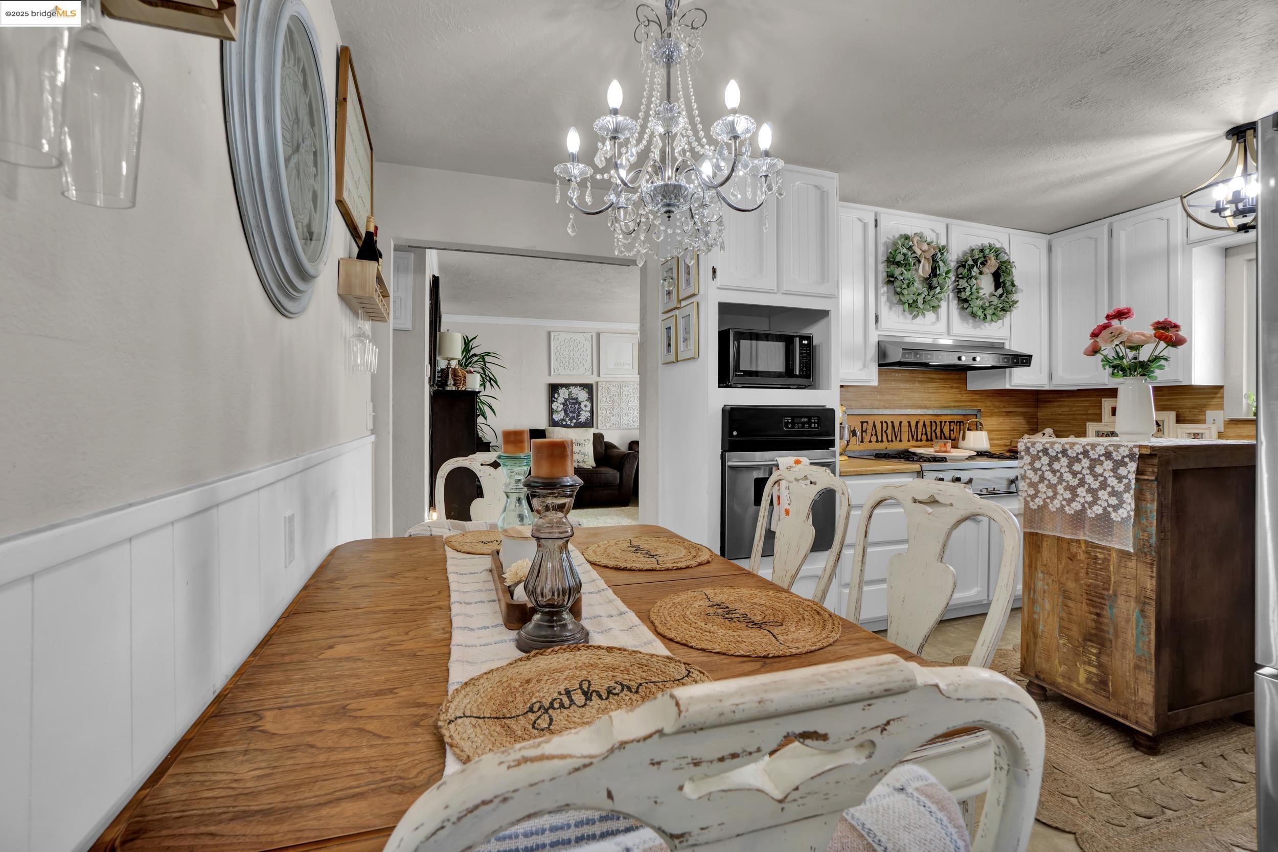 Detail Gallery Image 25 of 45 For 835 Elm Way, Rio Vista,  CA 94571 - 3 Beds | 1/1 Baths