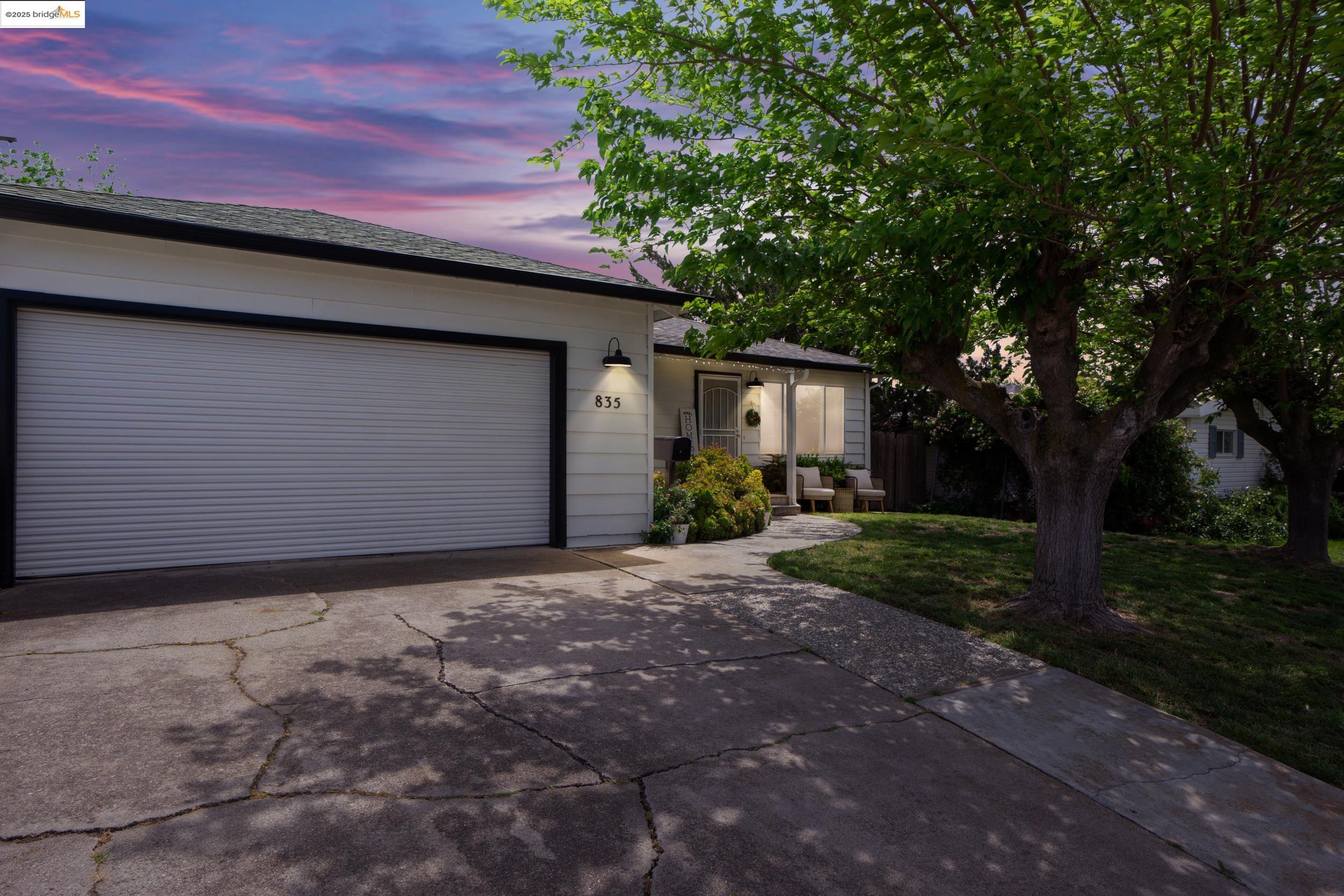 Detail Gallery Image 9 of 45 For 835 Elm Way, Rio Vista,  CA 94571 - 3 Beds | 1/1 Baths