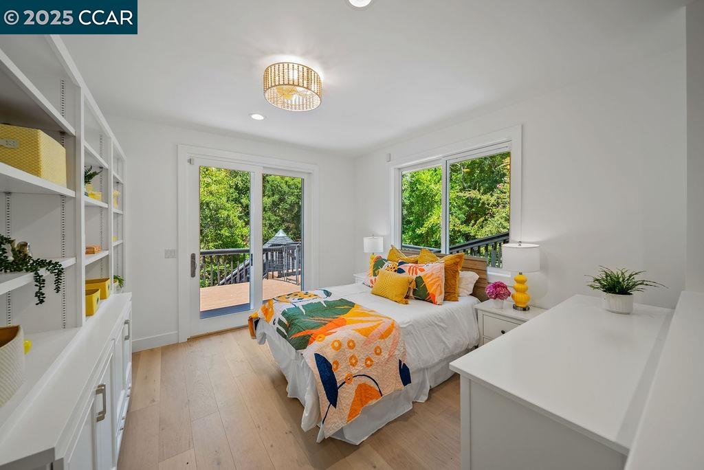 Detail Gallery Image 24 of 60 For 33 Los Arabis Circle, Lafayette,  CA 94549 - 5 Beds | 4/1 Baths