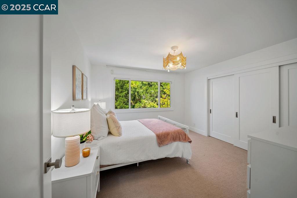 Detail Gallery Image 29 of 60 For 33 Los Arabis Circle, Lafayette,  CA 94549 - 5 Beds | 4/1 Baths