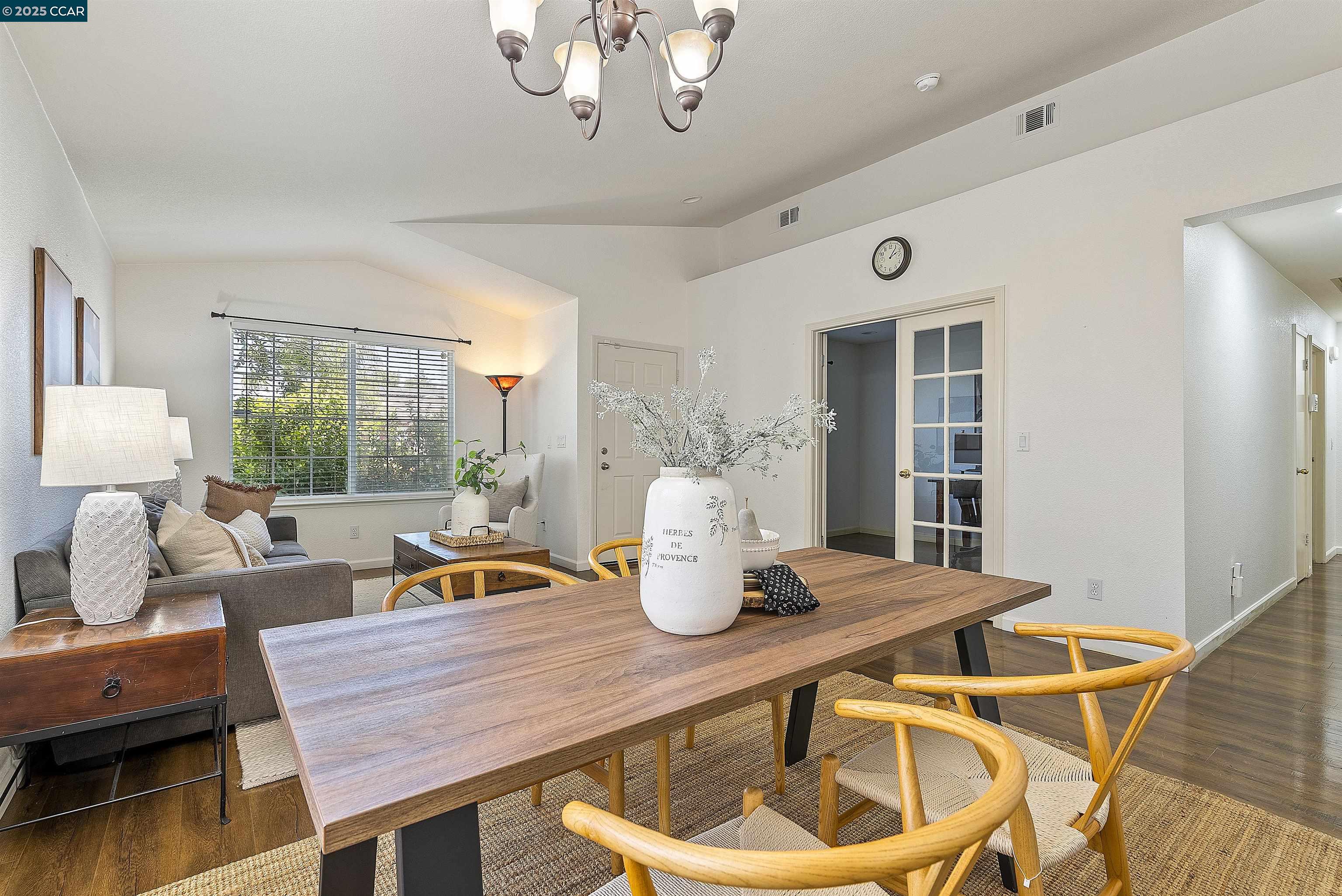 Detail Gallery Image 12 of 55 For 5176 Tehachapi Way, Antioch,  CA 94531 - 3 Beds | 2 Baths