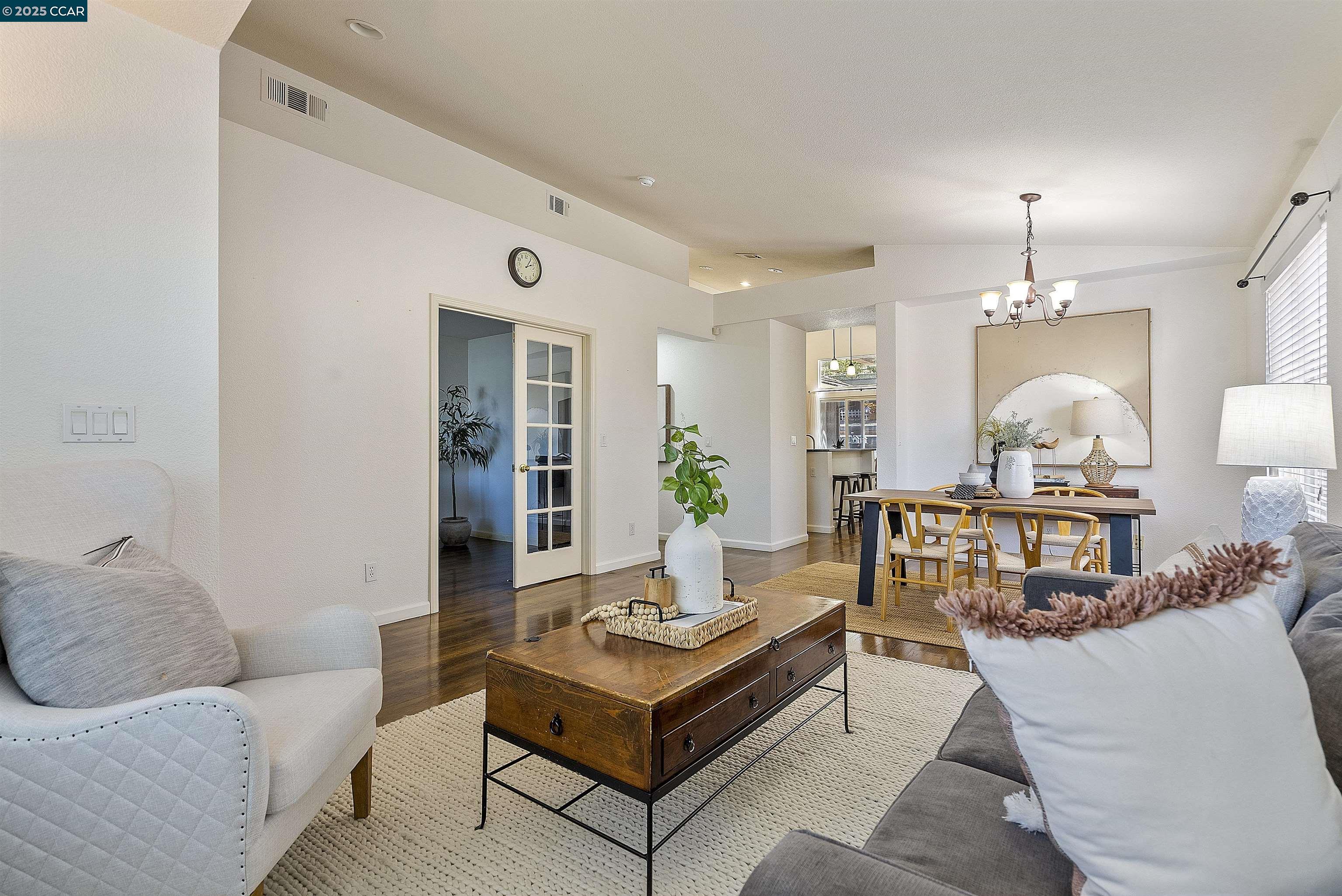 Detail Gallery Image 8 of 55 For 5176 Tehachapi Way, Antioch,  CA 94531 - 3 Beds | 2 Baths
