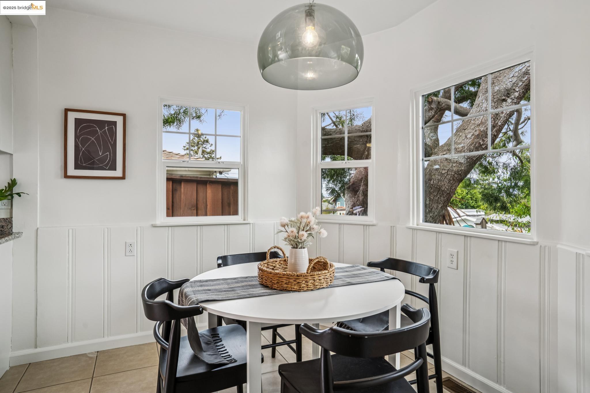 Detail Gallery Image 15 of 30 For 4006 Lincoln Ave, Oakland,  CA 94602 - 2 Beds | 1 Baths