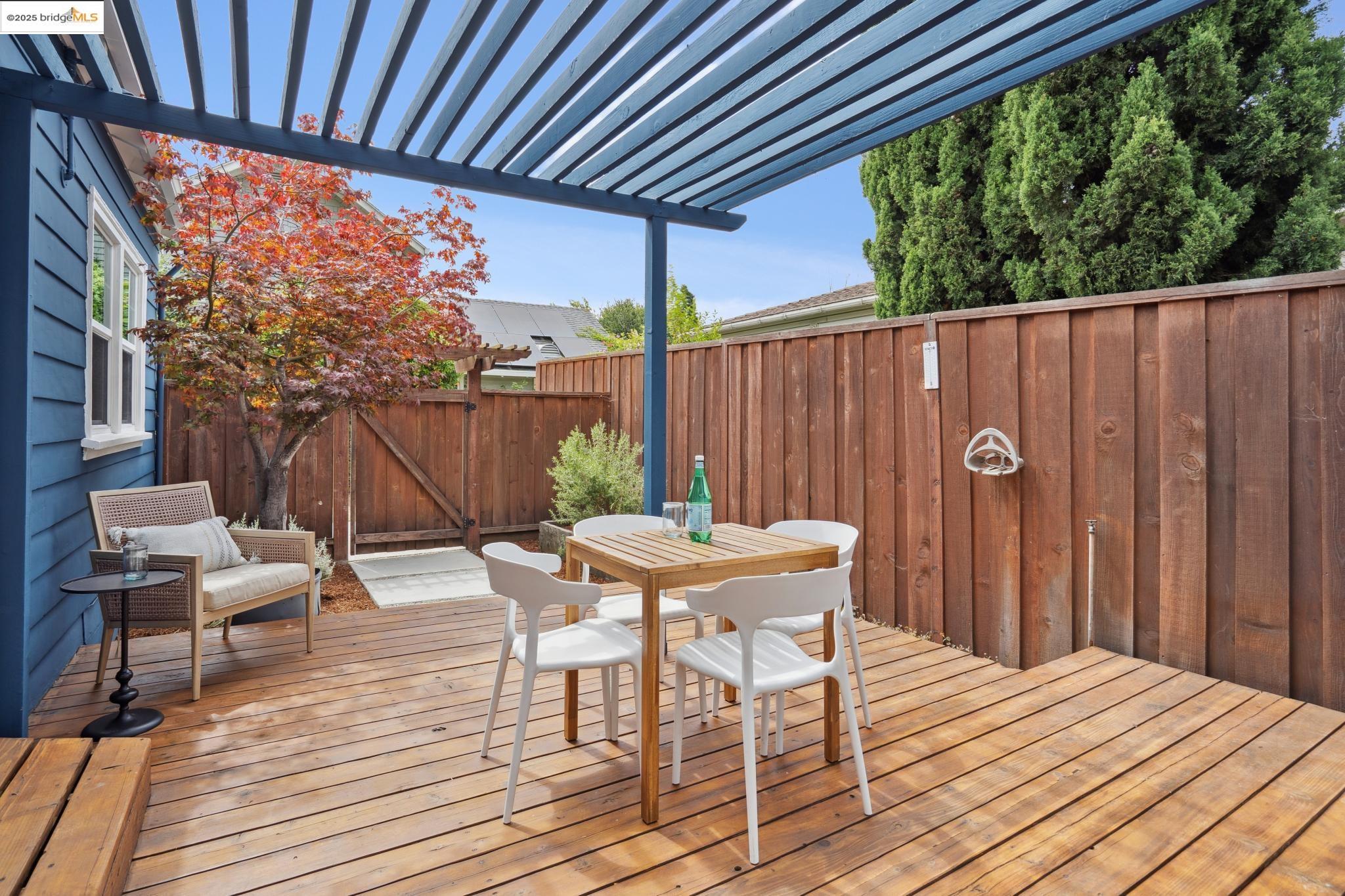 Detail Gallery Image 24 of 30 For 4006 Lincoln Ave, Oakland,  CA 94602 - 2 Beds | 1 Baths