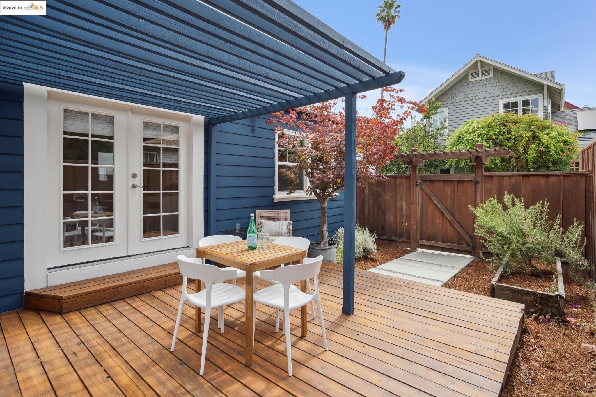 Detail Gallery Image 25 of 30 For 4006 Lincoln Ave, Oakland,  CA 94602 - 2 Beds | 1 Baths
