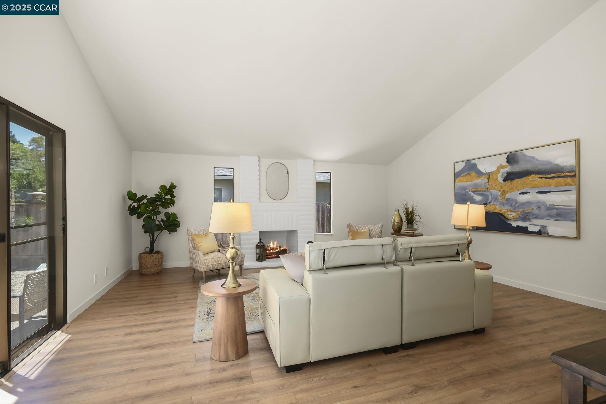 Detail Gallery Image 15 of 35 For 169 Castleton Court, San Ramon,  CA 94583 - 4 Beds | 2/1 Baths