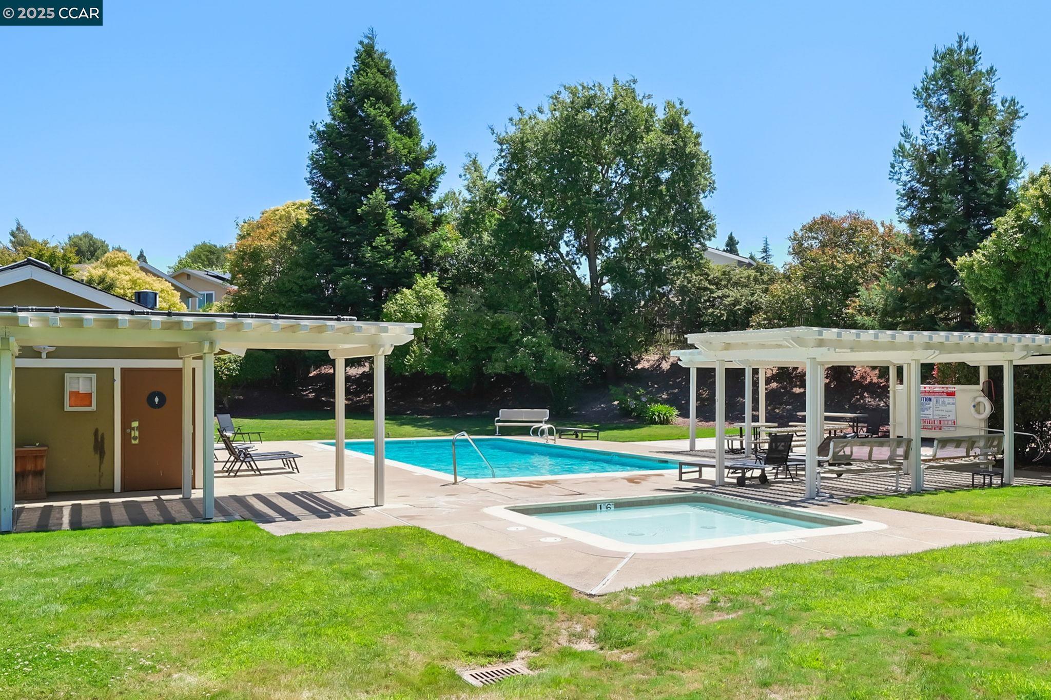 Detail Gallery Image 34 of 35 For 169 Castleton Court, San Ramon,  CA 94583 - 4 Beds | 2/1 Baths