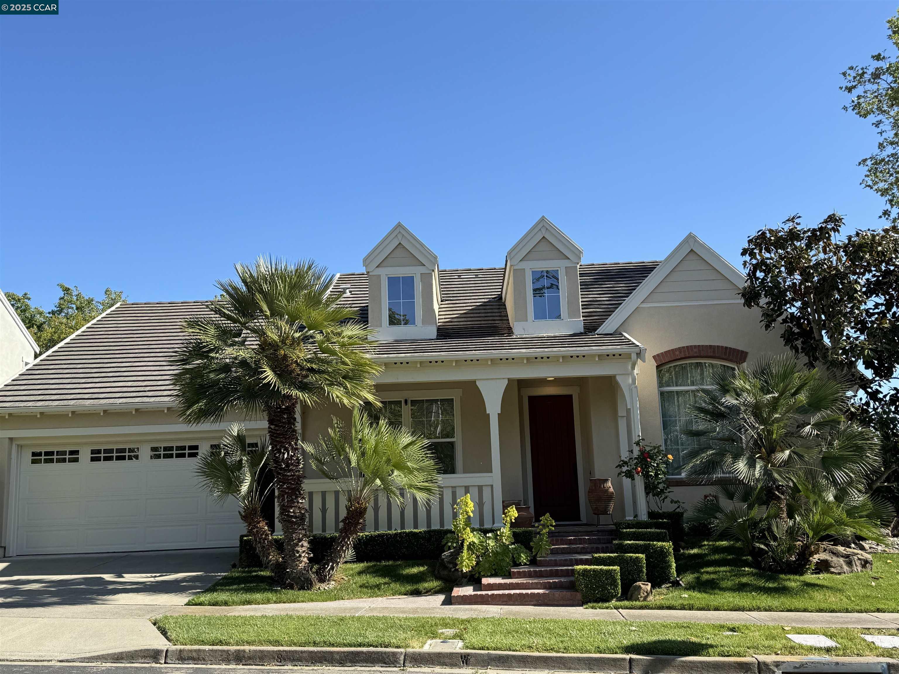Detail Gallery Image 1 of 22 For 100 Elegans Ct, San Ramon,  CA 94582 - 3 Beds | 2 Baths